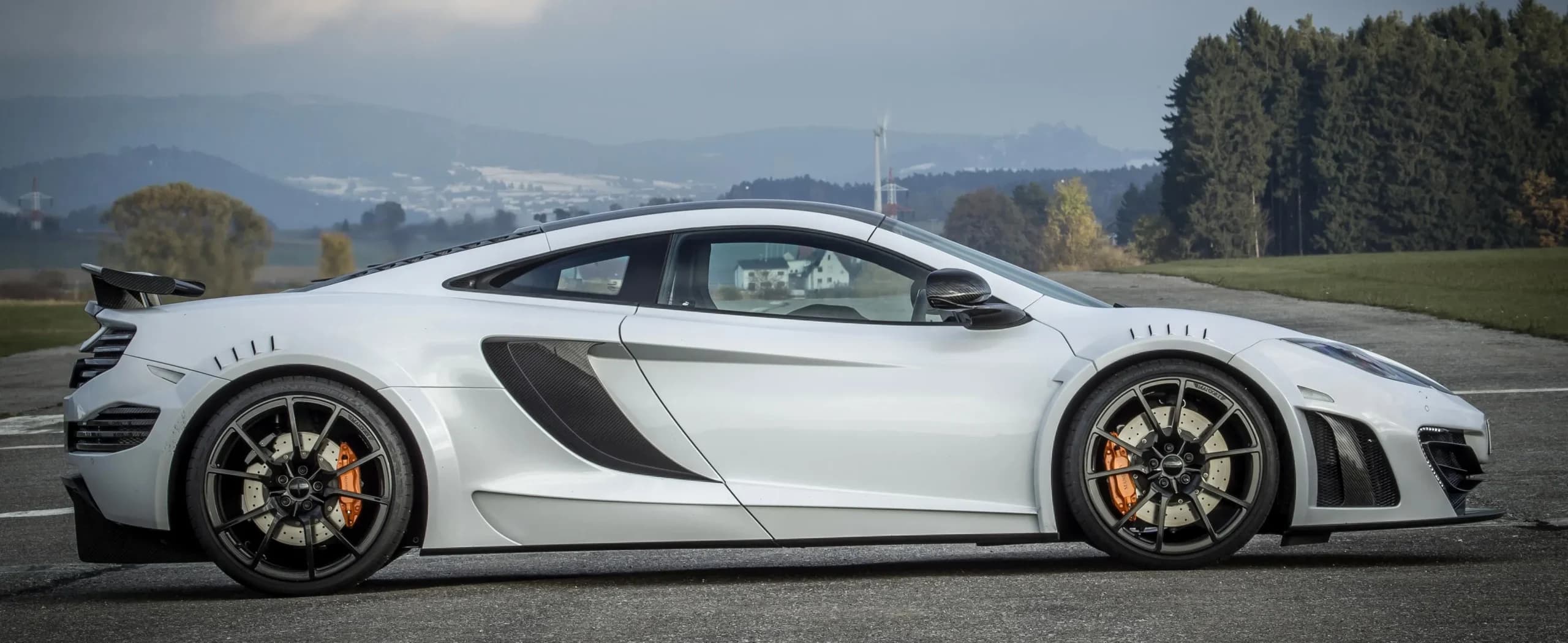 McLaren MP4-12C: A Masterpiece of Performance and Design detail 3