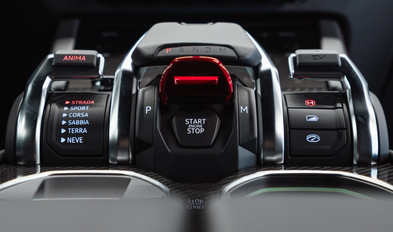 2025 Lamborghini Urus SE White gallery 16