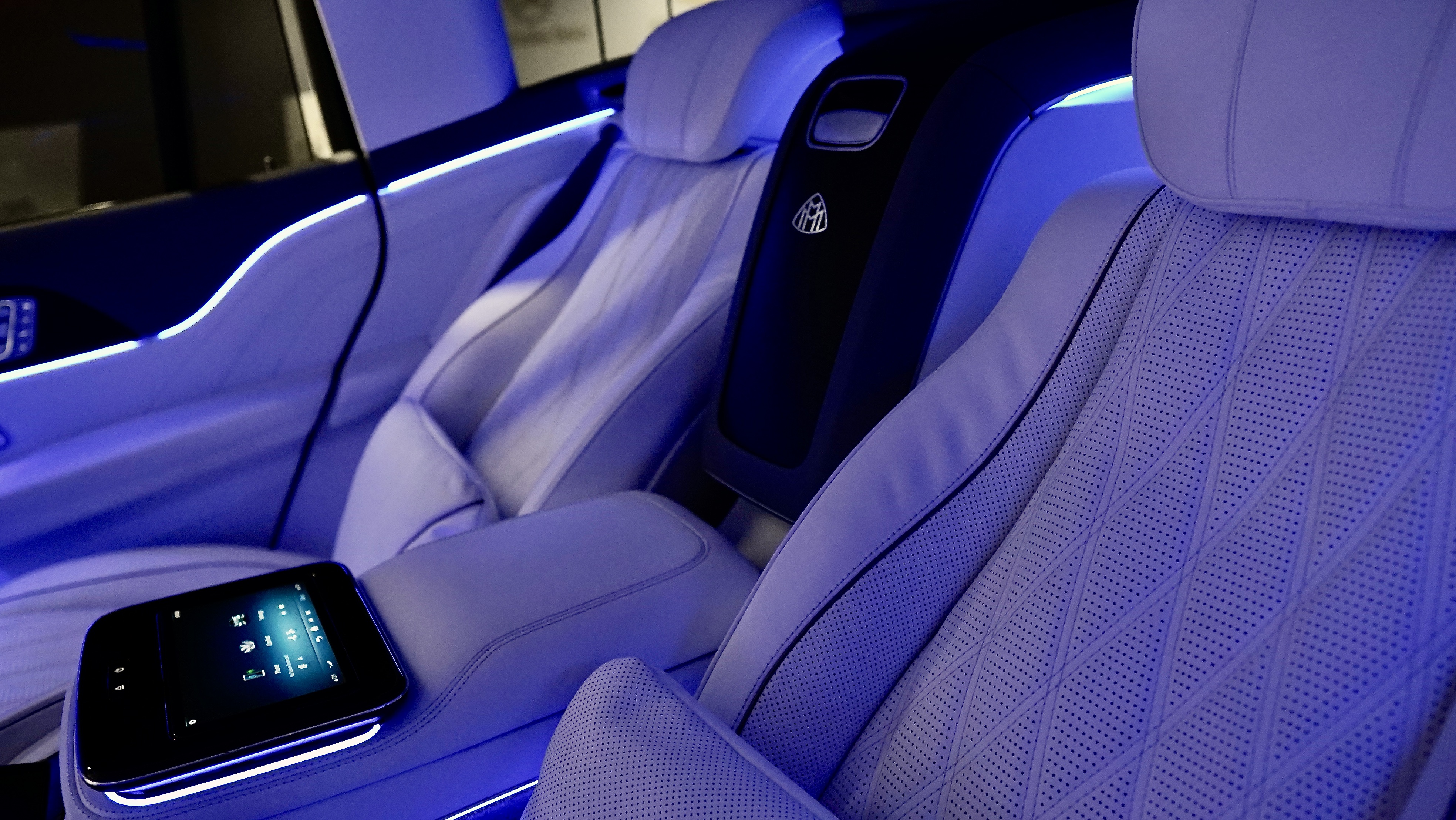 2024 Maybach GLS 600 gallery 8