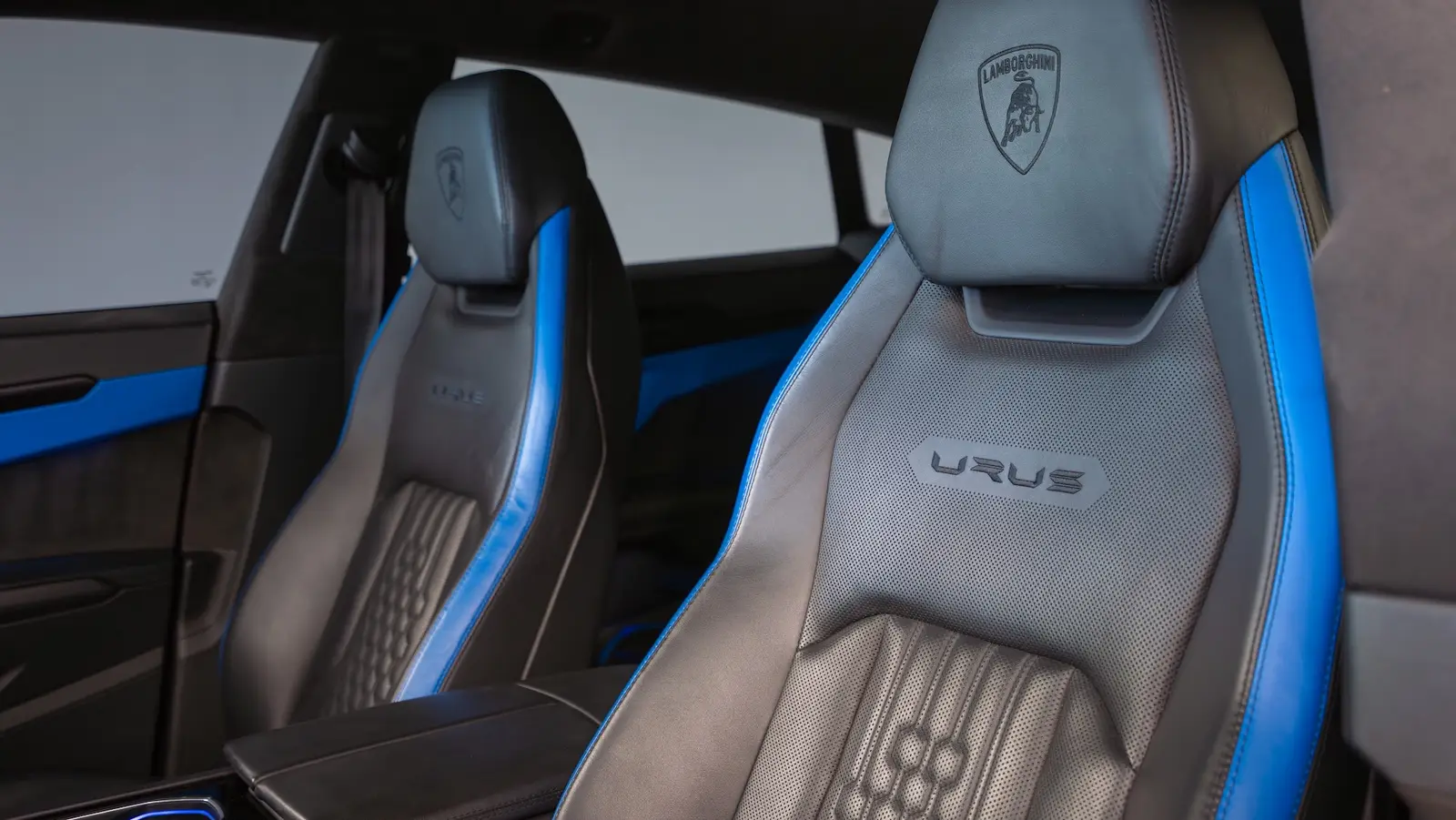 2023 Lamborghini Urus S gallery 10