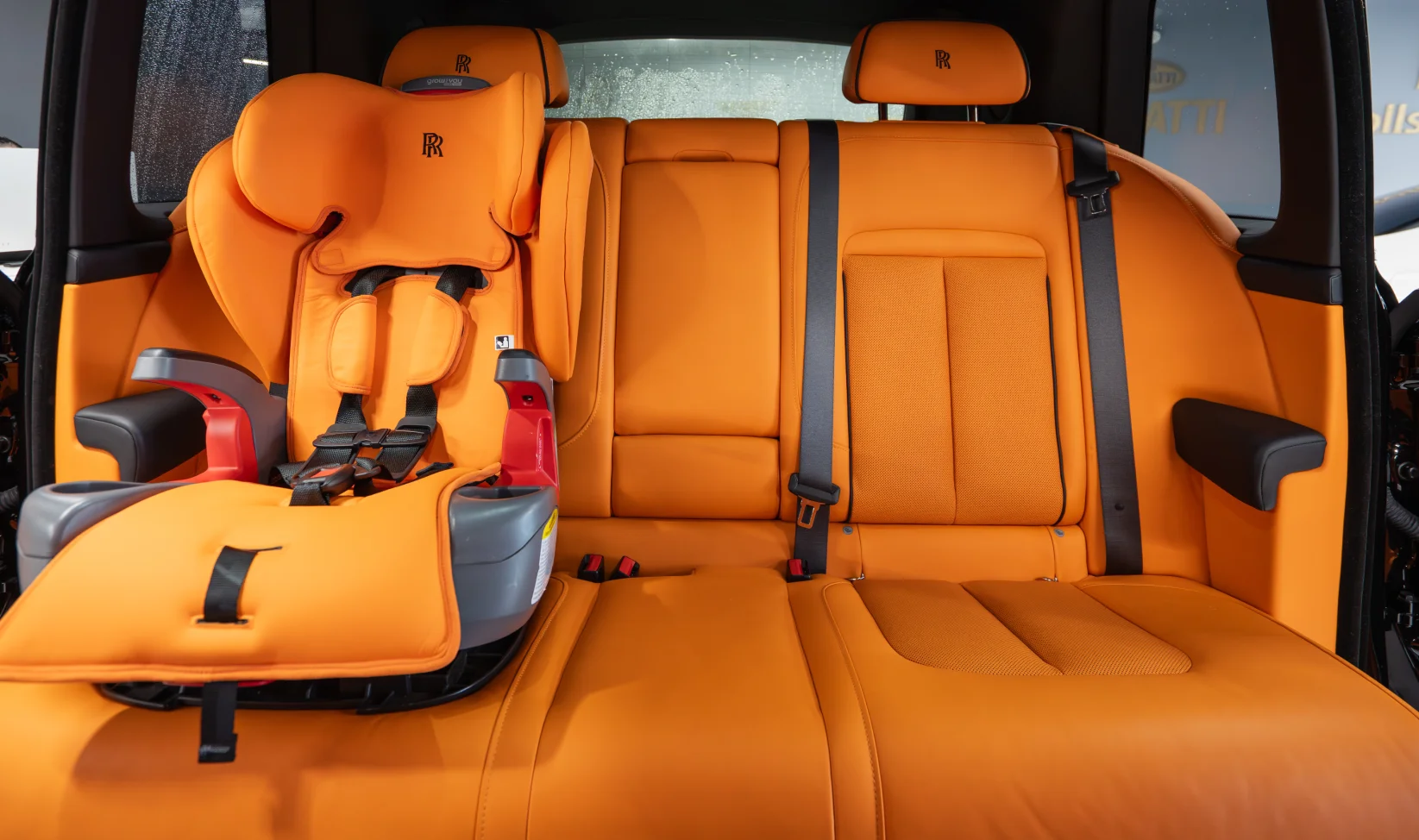 2025 Rolls-Royce Cullinan gallery 18