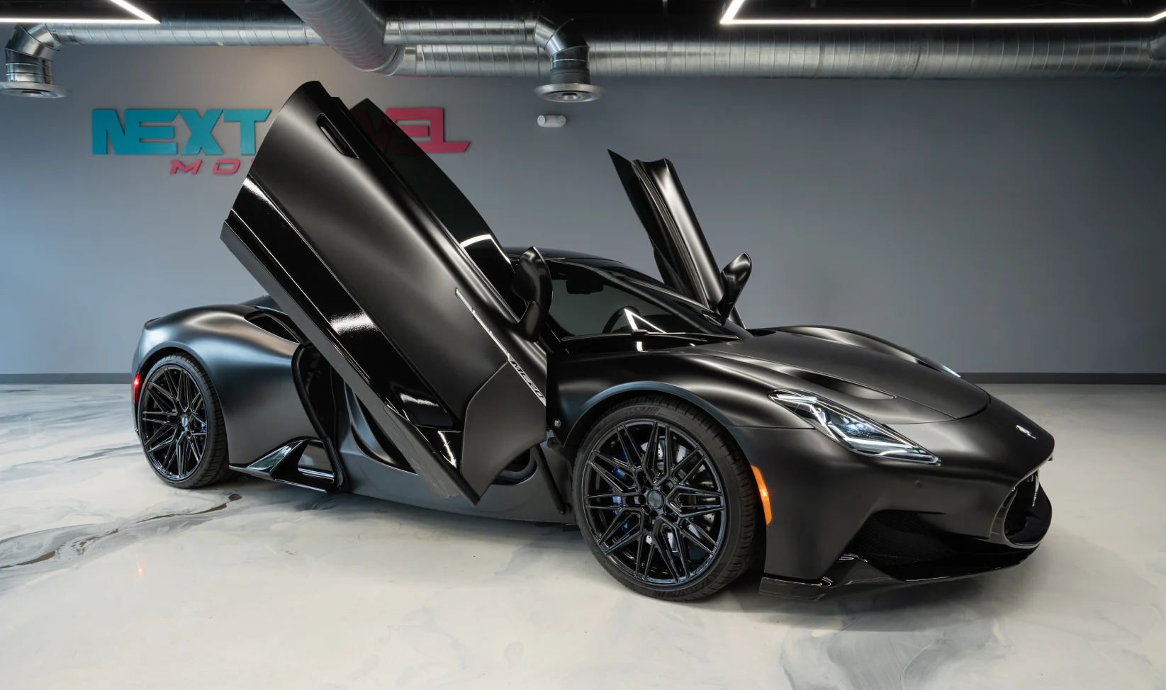2023 Maserati Mc20 gallery 2