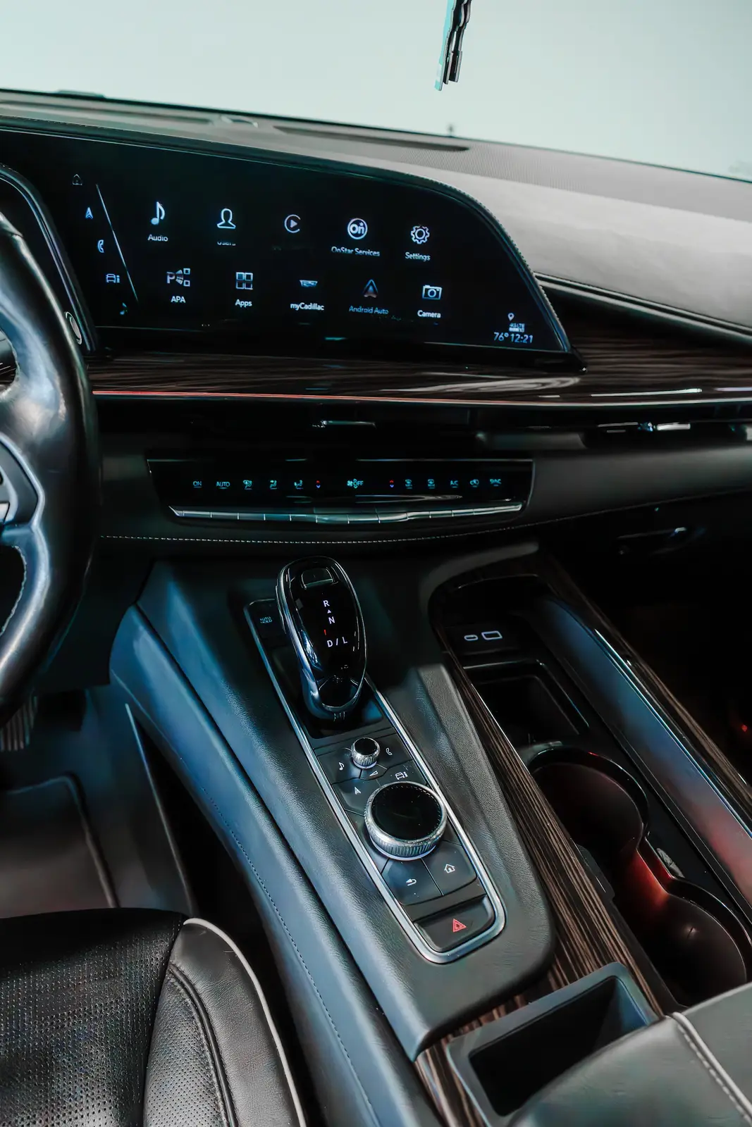 2022 Cadillac Escalade ESV gallery 18