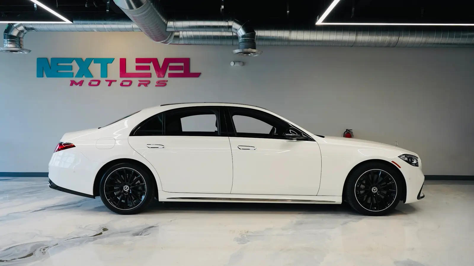 2023 Mercedes-Benz S580 gallery 2