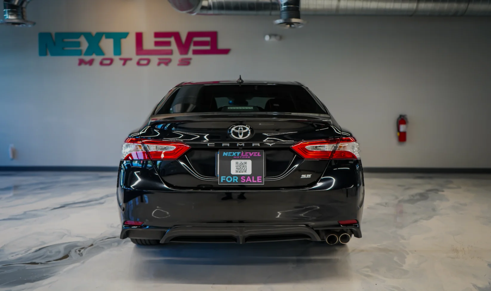 2020 Toyota Camry SE Black gallery 11