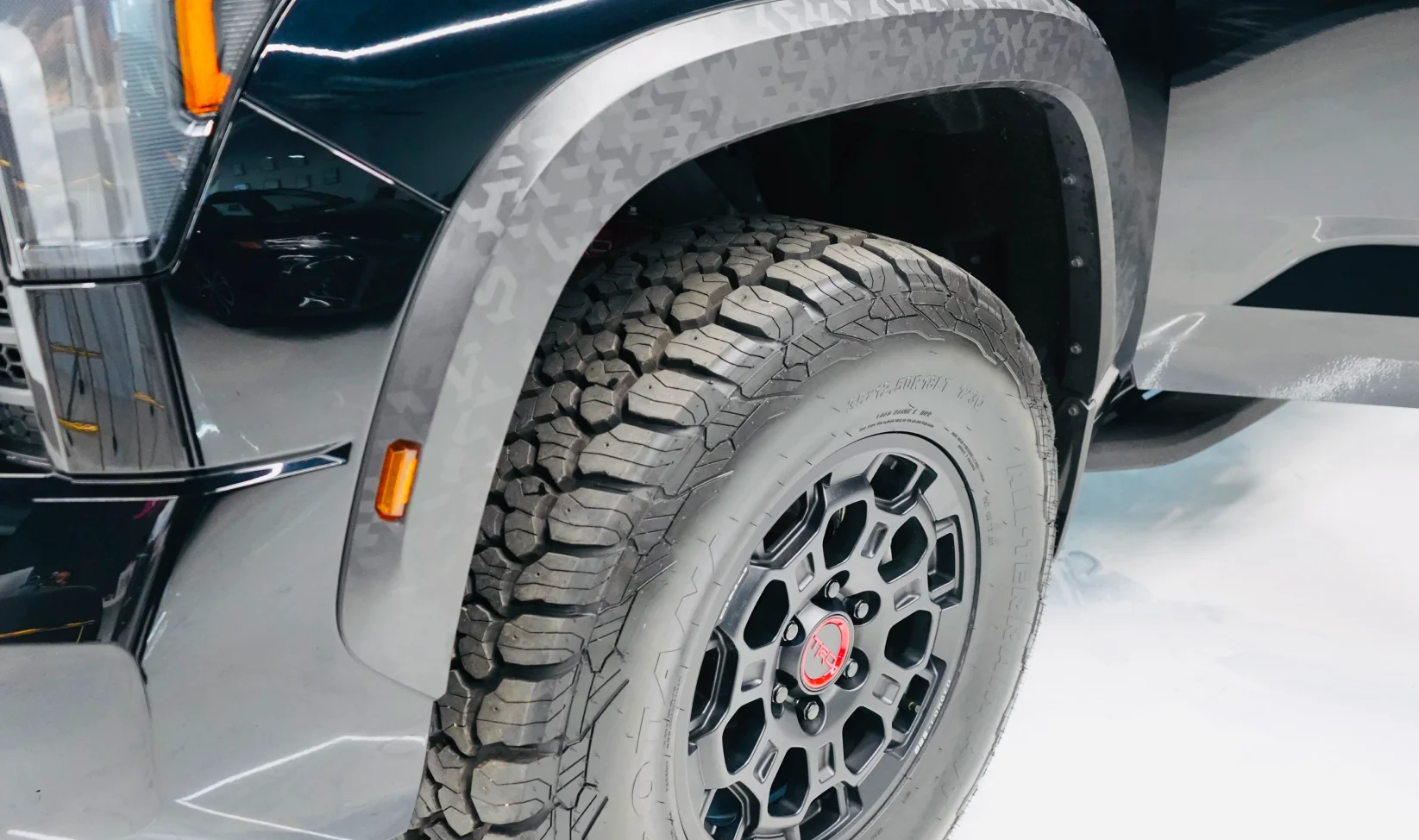 2024 Toyota Tundra Hybrid Crewmax gallery 12