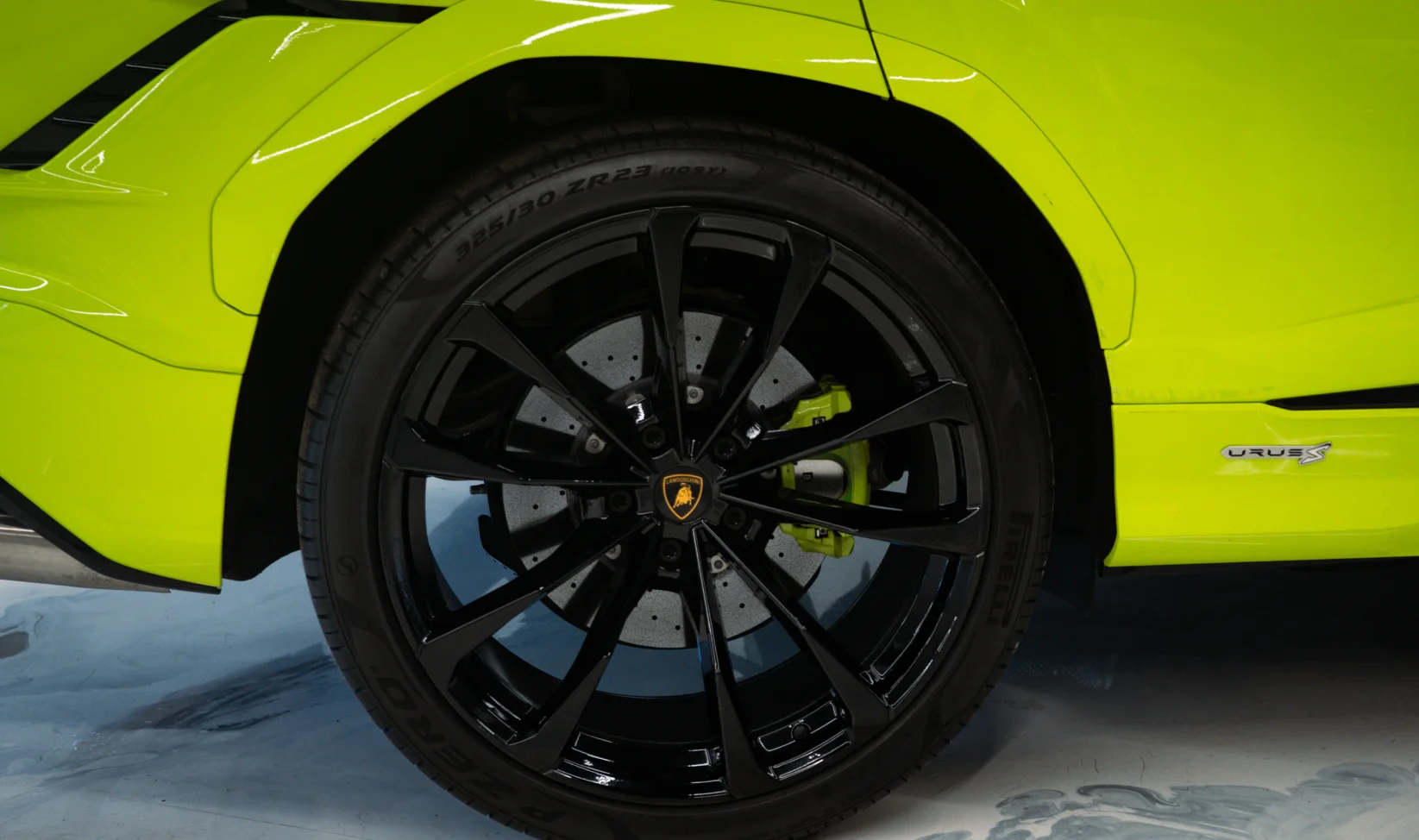 2023 Lamborghini Urus S gallery 11