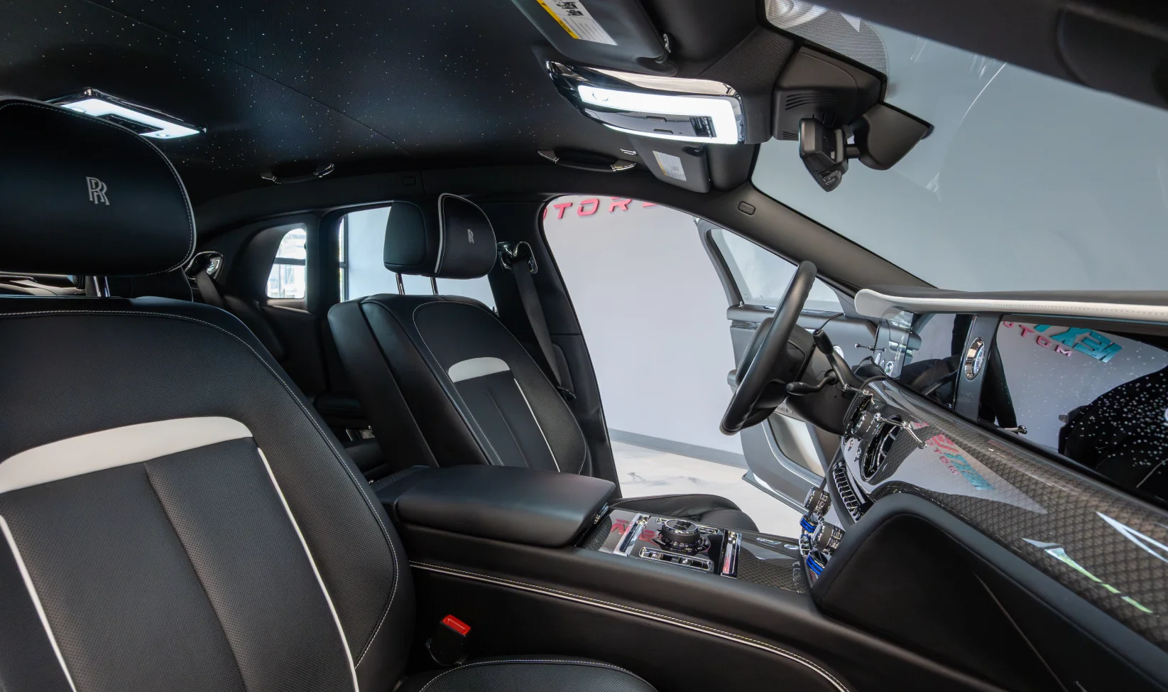 2024 Rolls-Royce Ghost Black Badge gallery 29