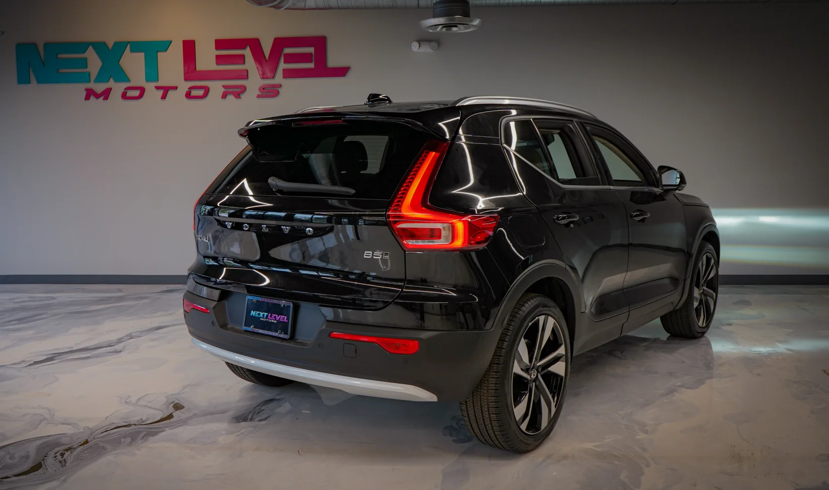 2024 Volvo Xc40 Plus gallery 5
