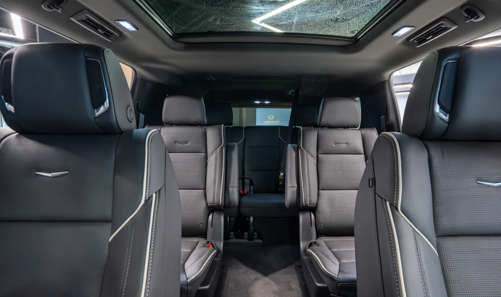2026 Cadillac Escalade ESV Sport Platinum gallery 23