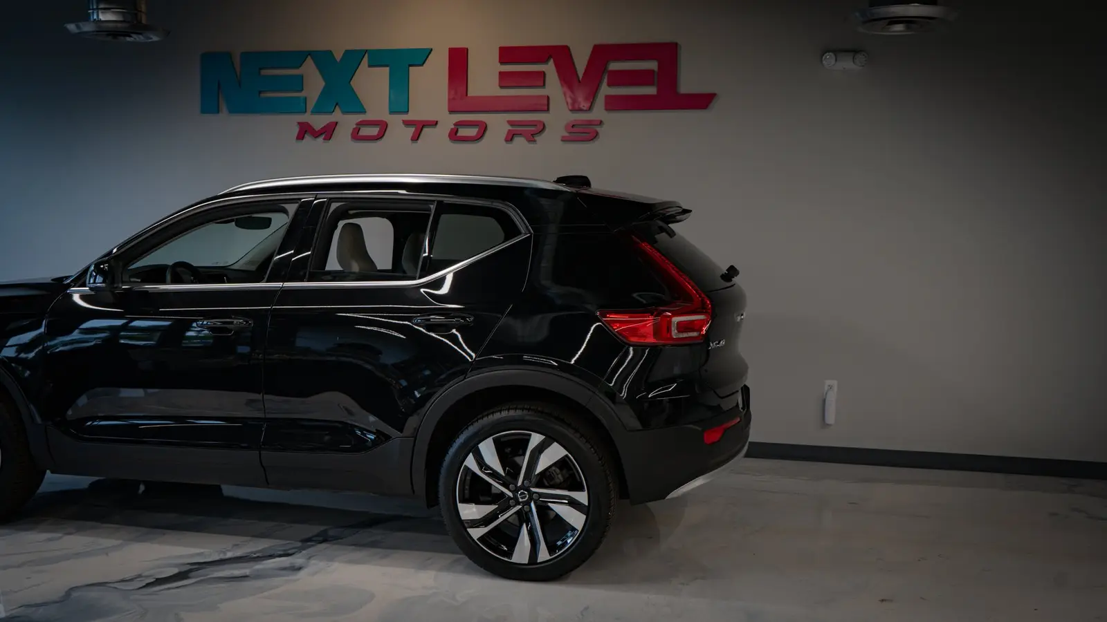 2024 Volvo Xc40 Plus gallery 6