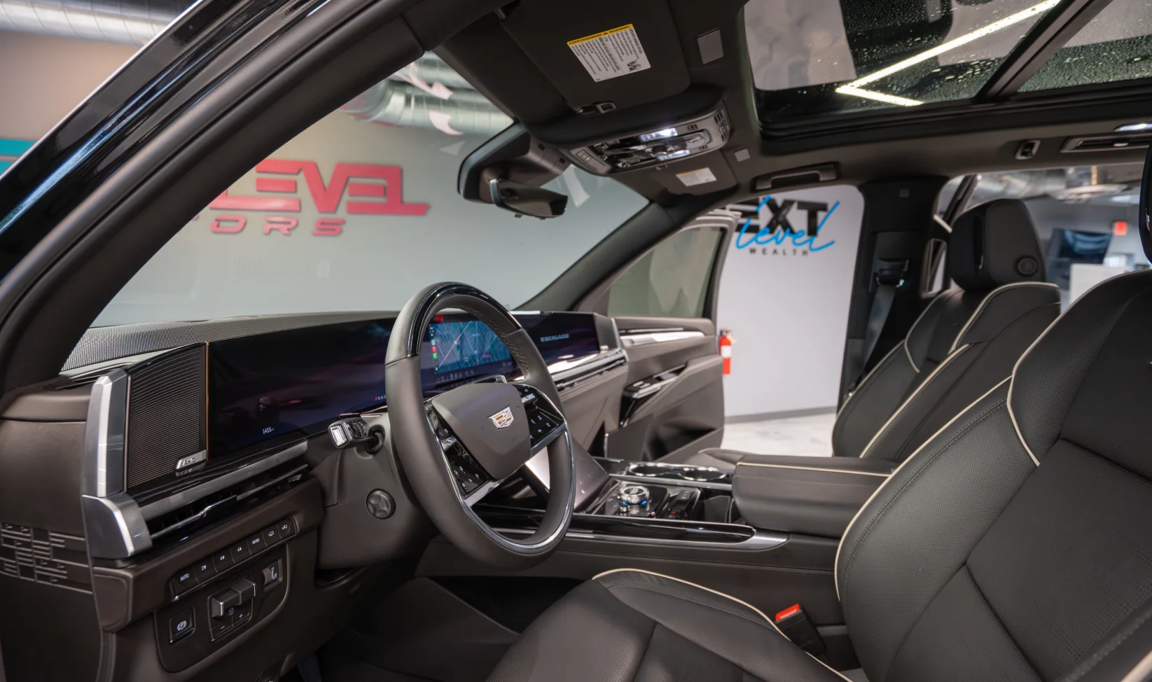 2026 Cadillac Escalade ESV Sport Platinum gallery 16