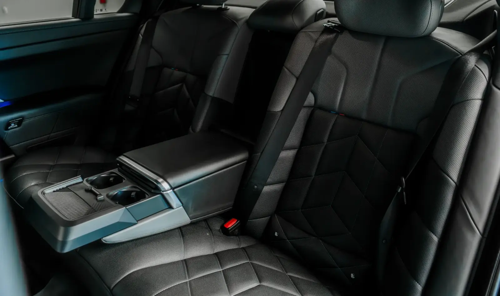 2023 BMW 760I gallery 16