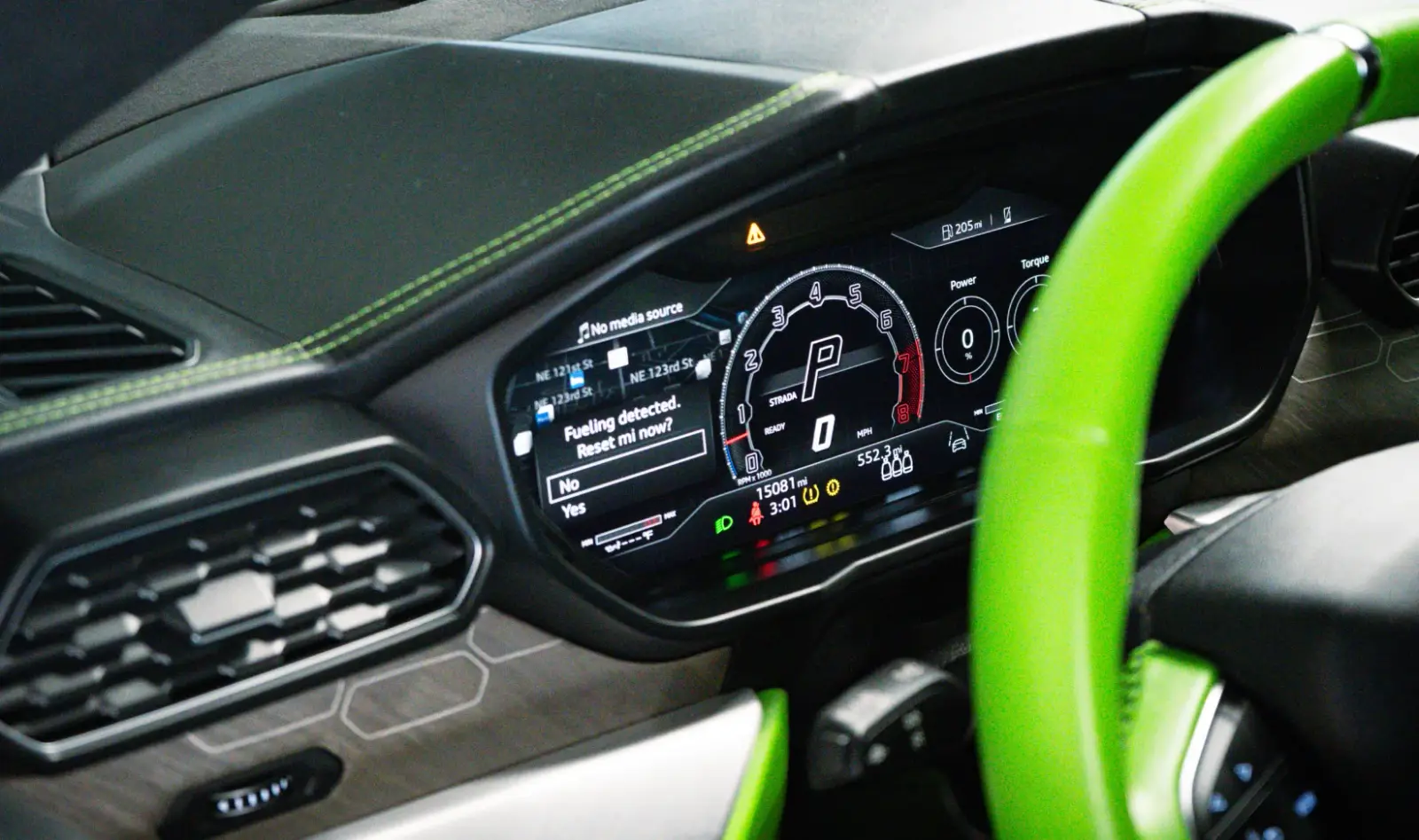2023 Lamborghini Urus S gallery 14