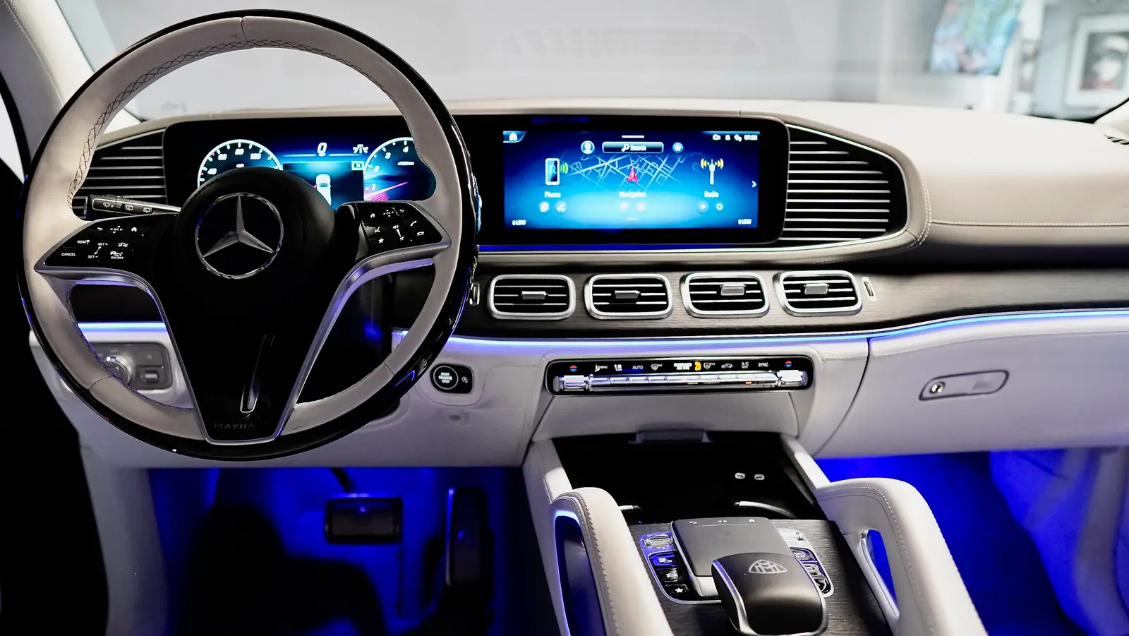 2024 Mercedes-Benz GLS 600 Maybach gallery 12