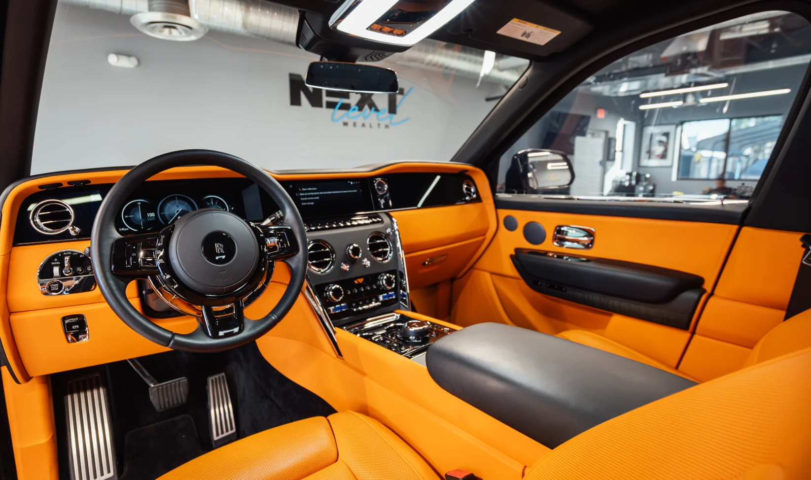 2025 Rolls-Royce Cullinan gallery 16