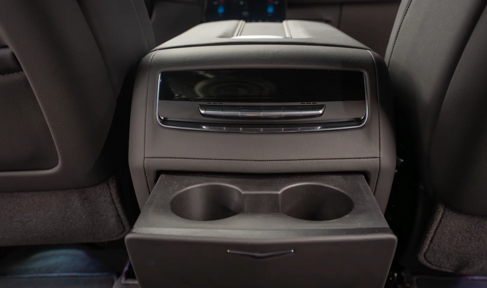 2026 Cadillac Escalade ESV Sport Platinum gallery 26