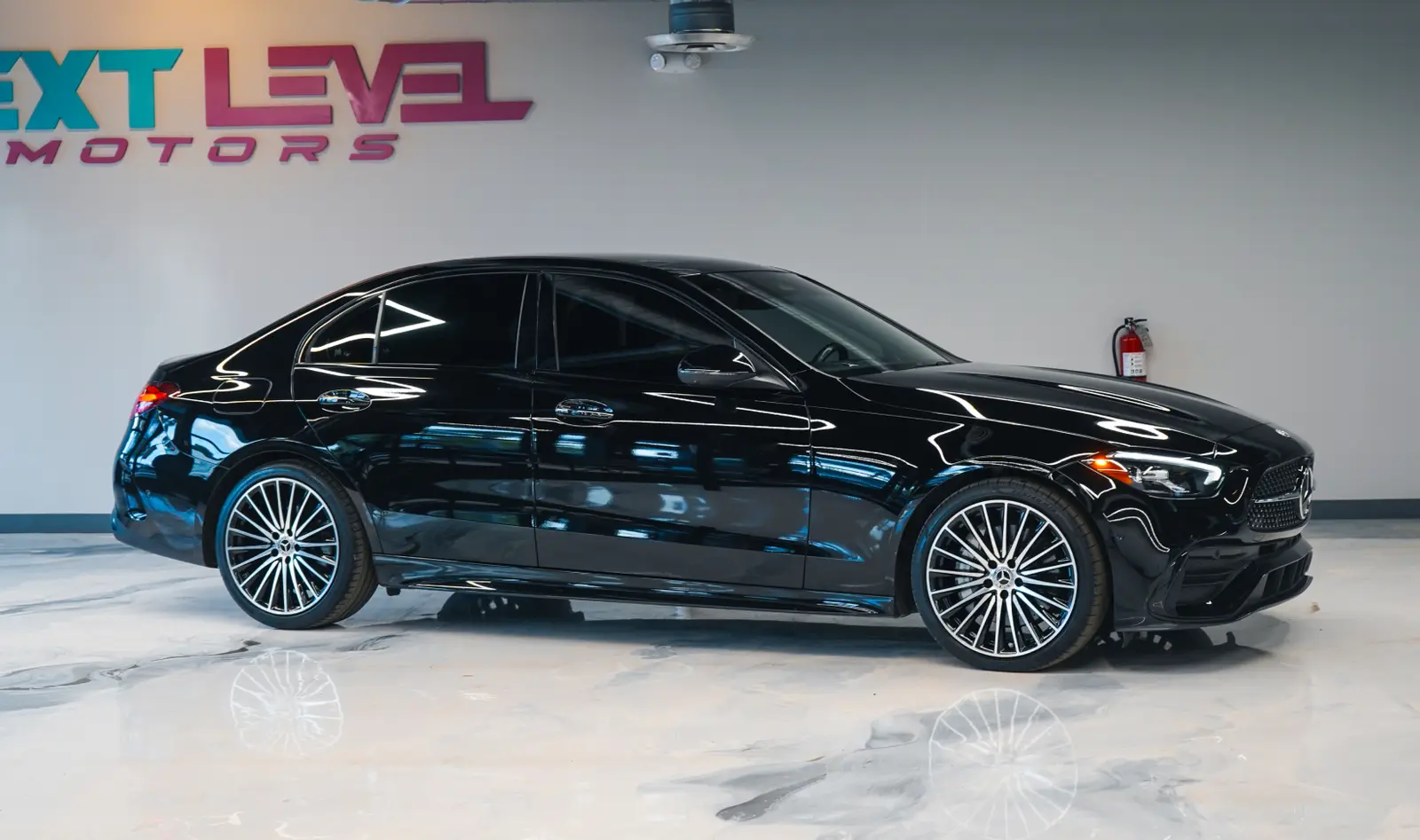 2024 Mercedes-Benz C300 (Four Doors) gallery 2