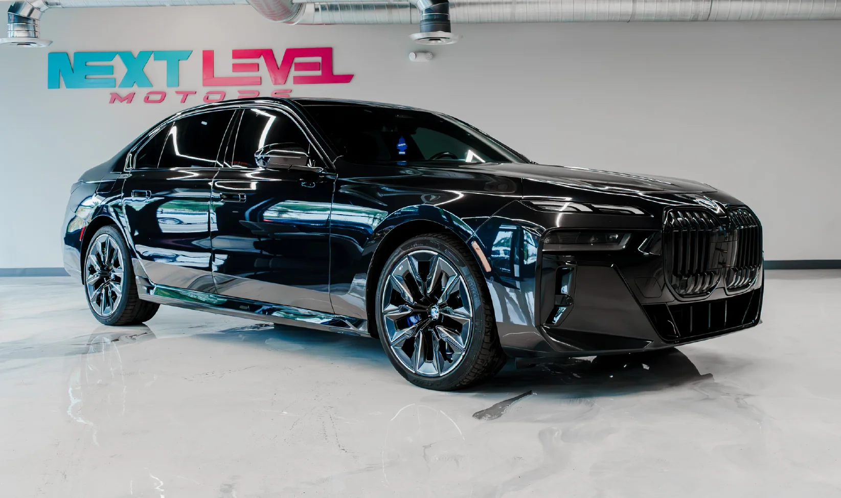 2023 BMW 740I