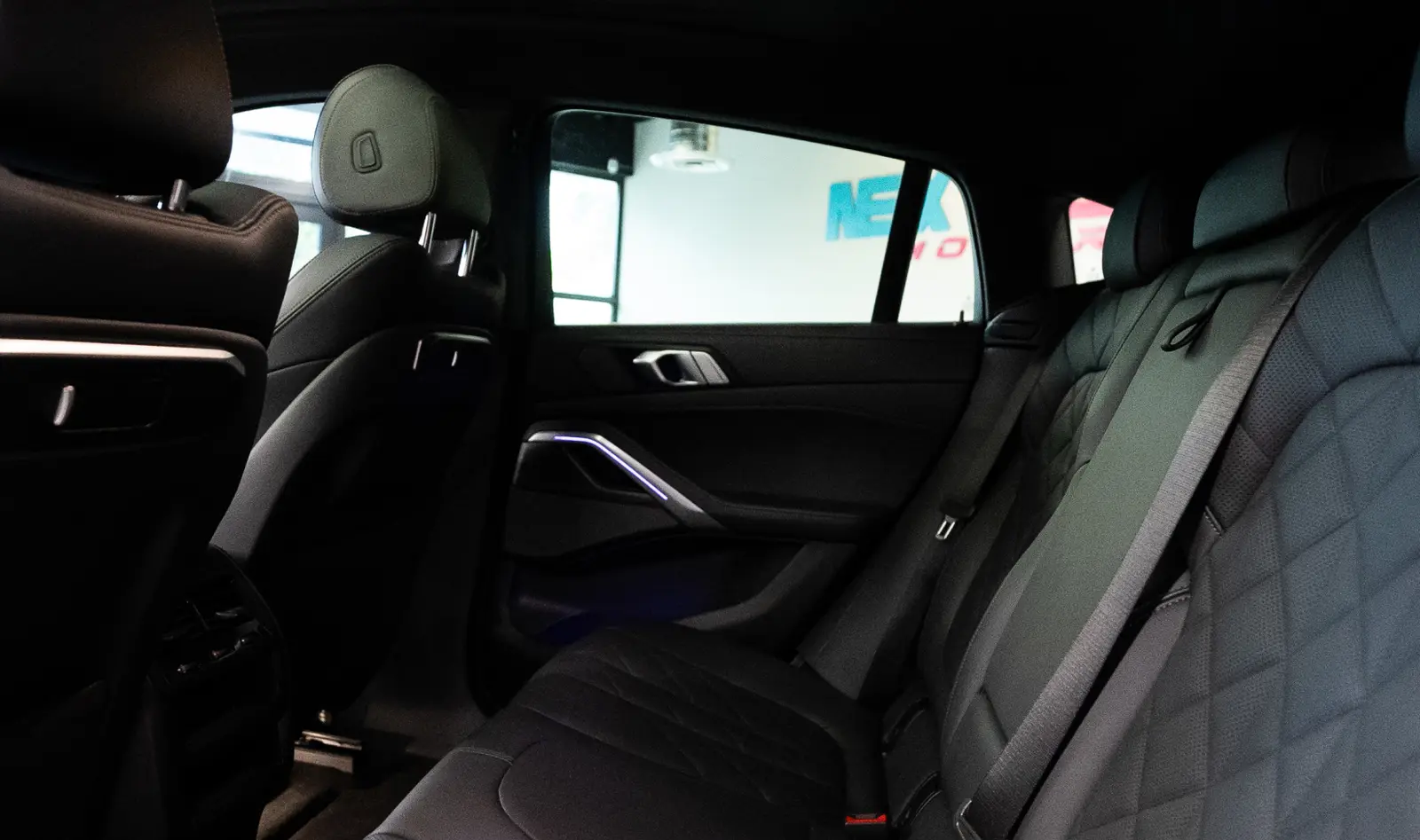 2024 BMW X6 xDrive40I gallery 15