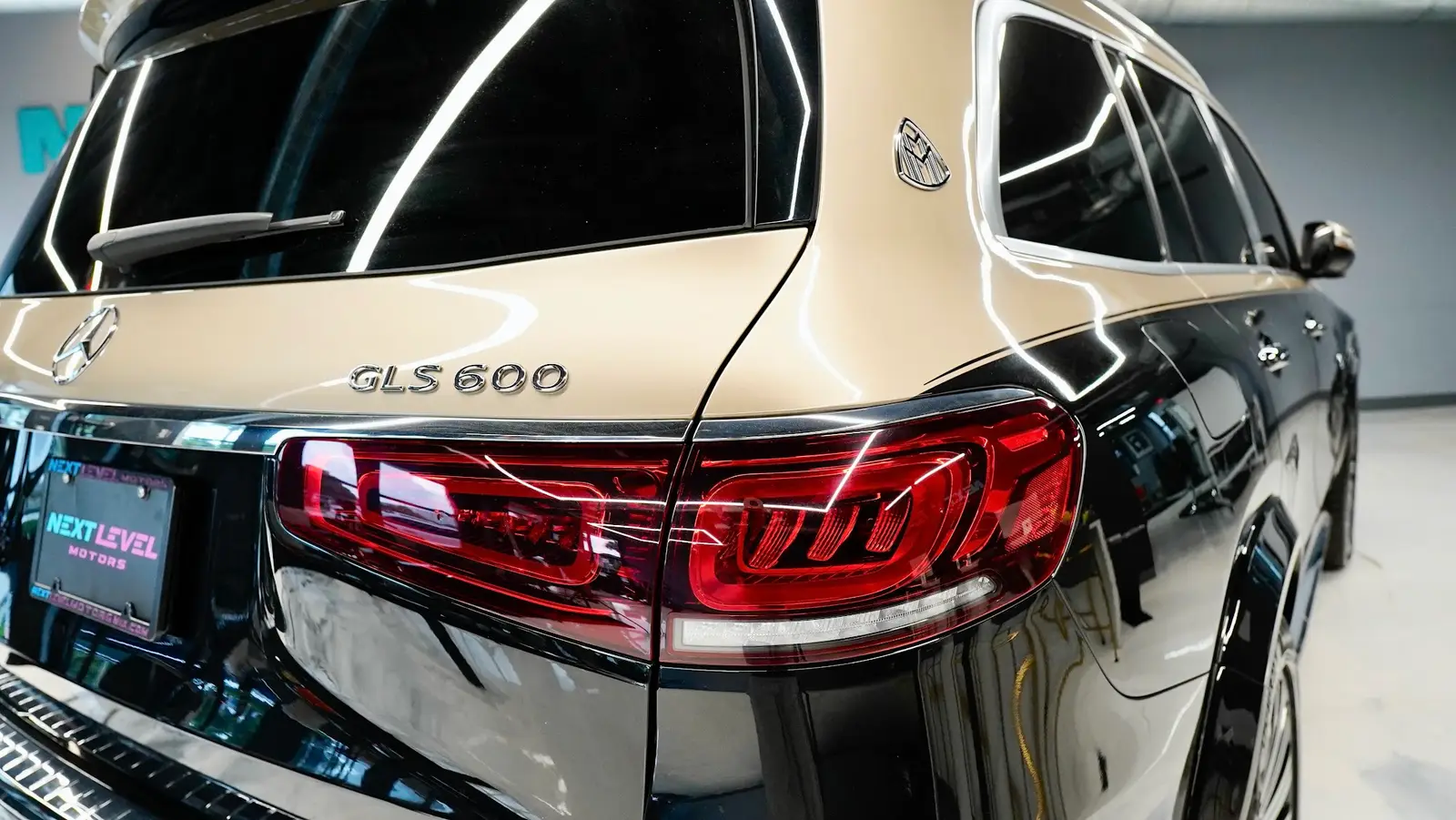 2021 Maybach GLS 600 gallery 12