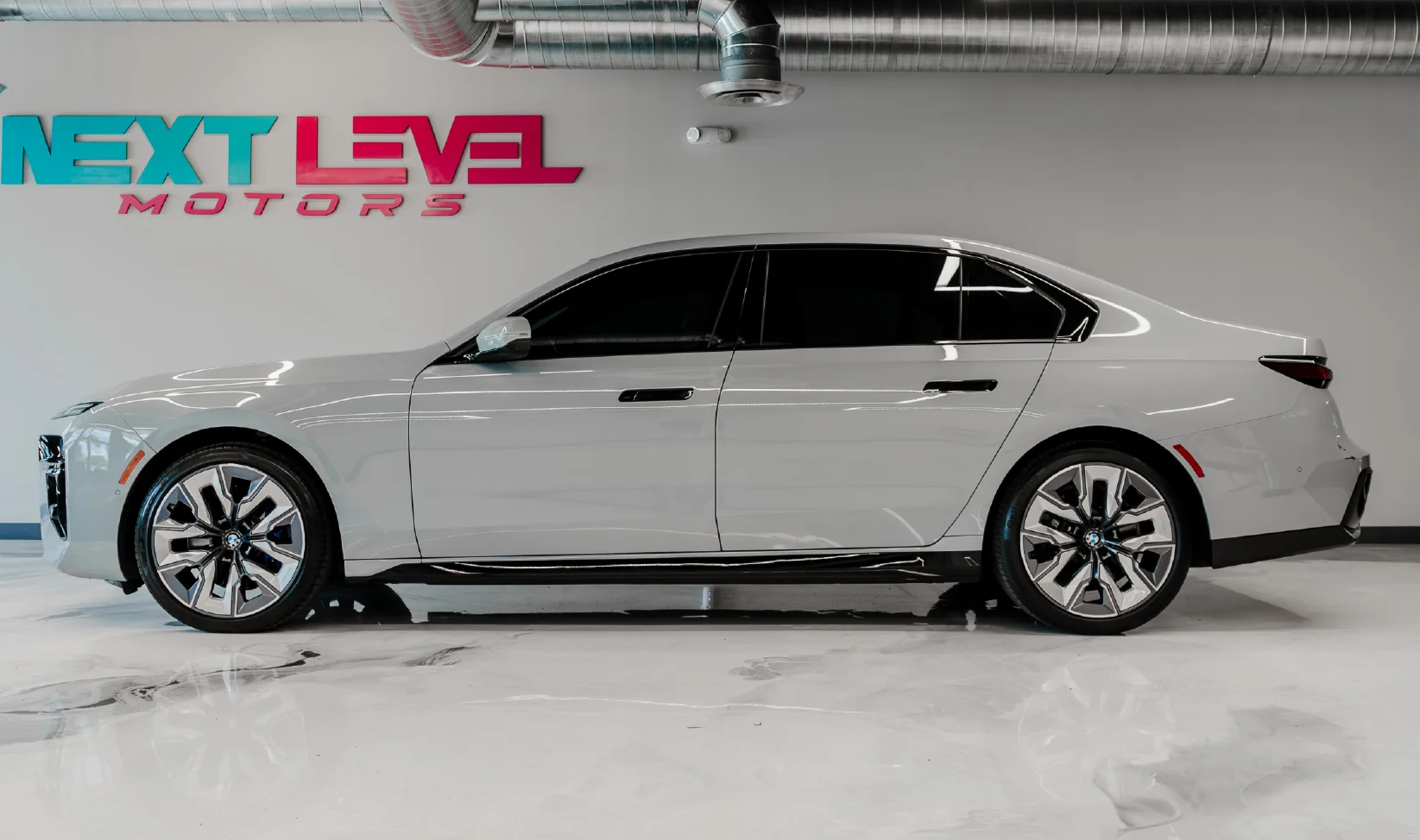 2023 BMW 740I gallery 5