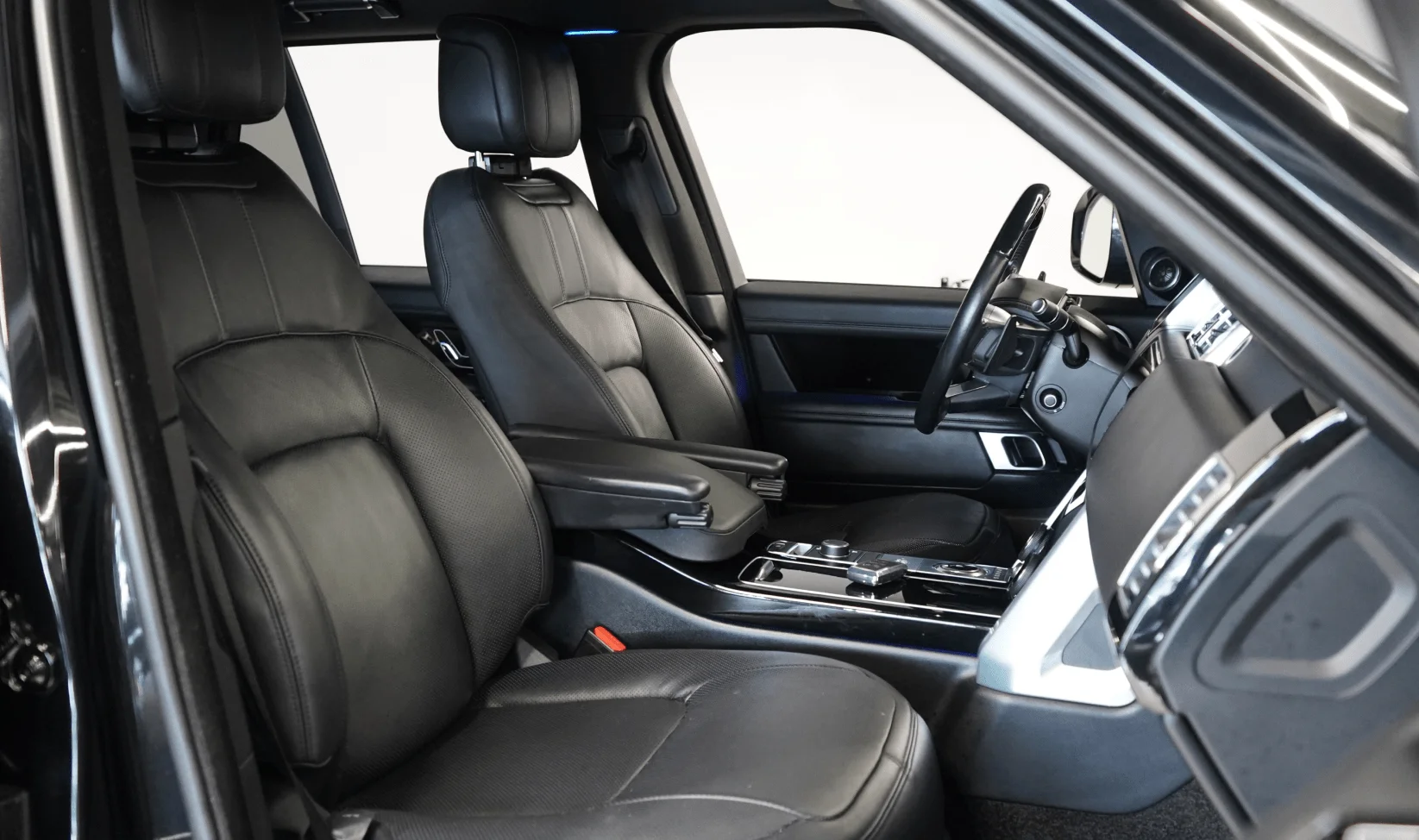 2021 Land Rover Range Rover gallery 16