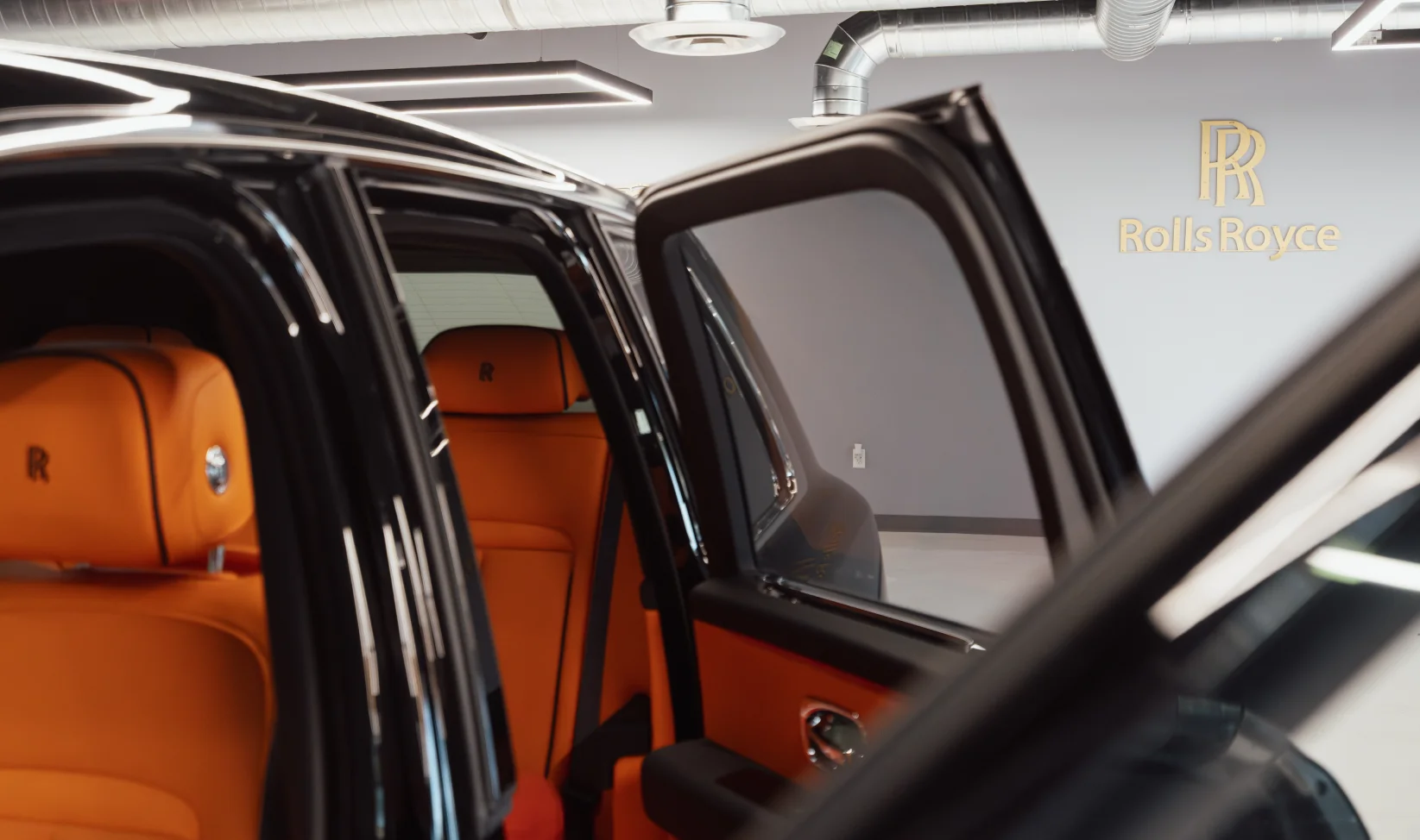 2025 Rolls-Royce Cullinan gallery 13