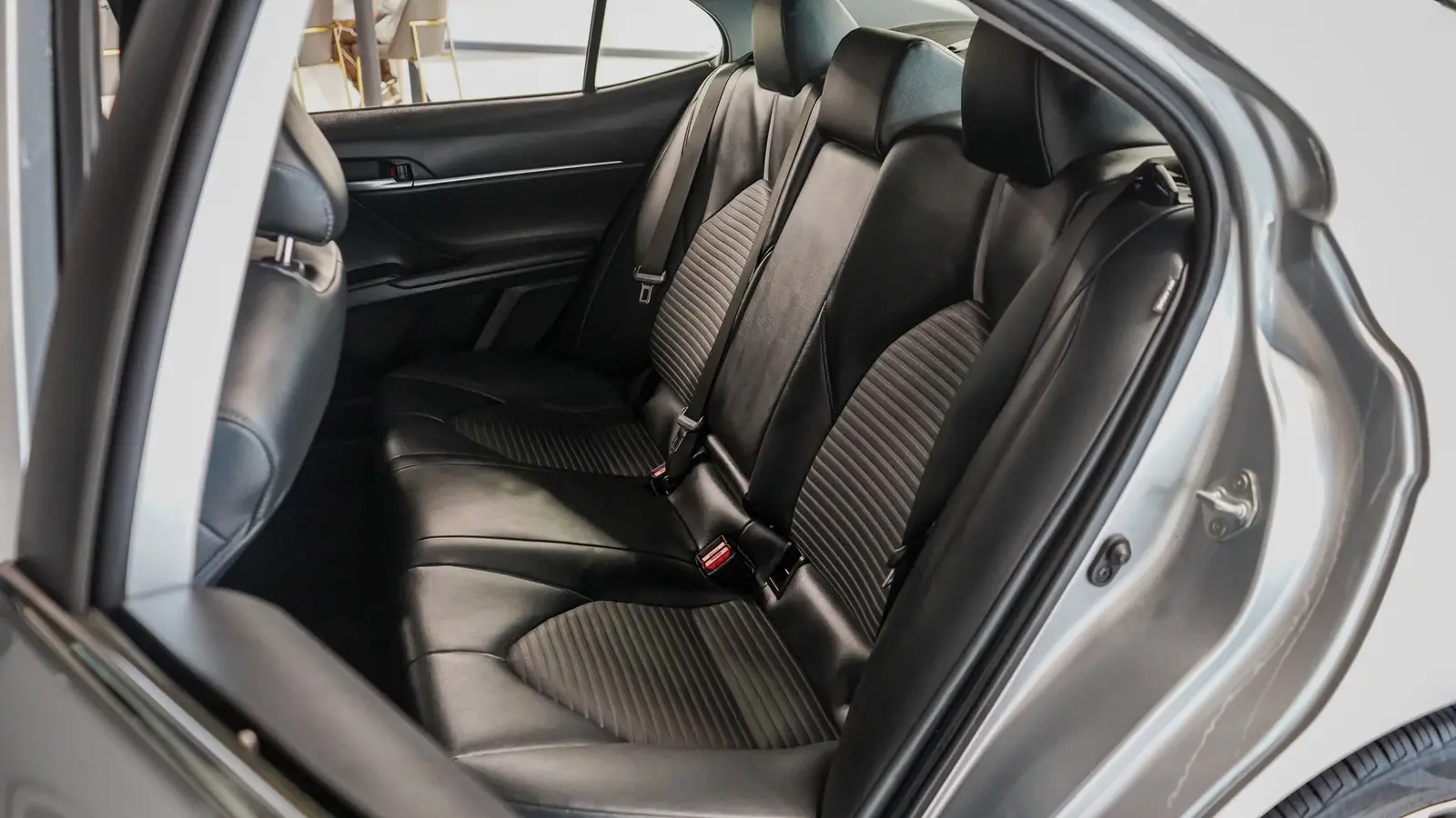2021 Toyota Camry SE gallery 10