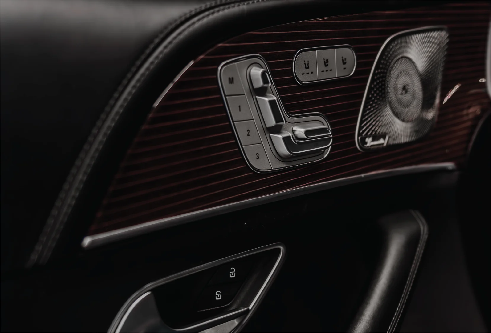 2021 Mercedes-Benz GLS600 Maybach Gray And Black gallery 13
