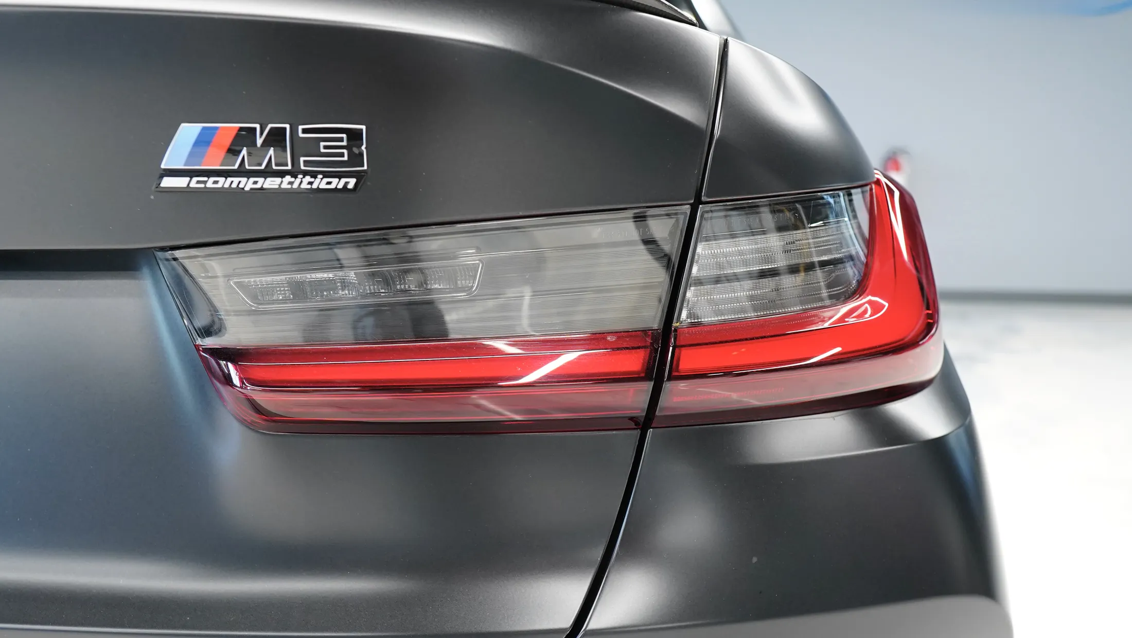 2025 BMW M3 Competition gallery 5