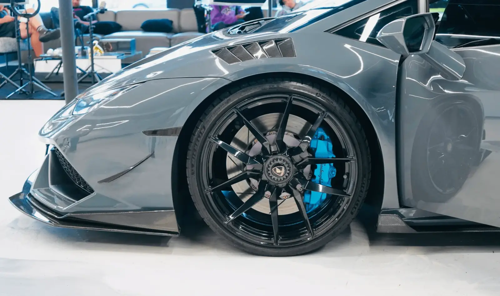 2017 Lamborghini Huracan gallery 8