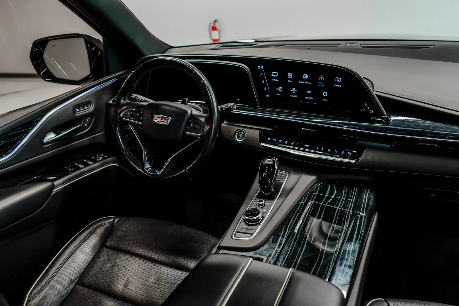 2022 Cadillac Escalade gallery 18
