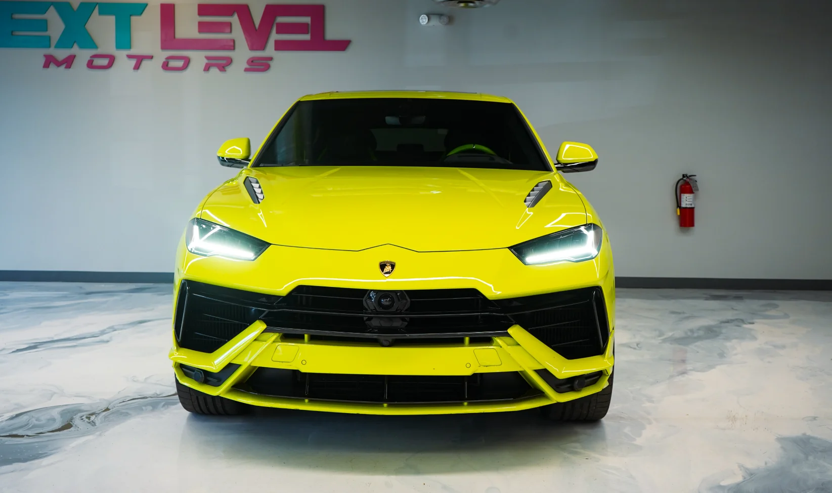 2023 Lamborghini Urus S gallery 9