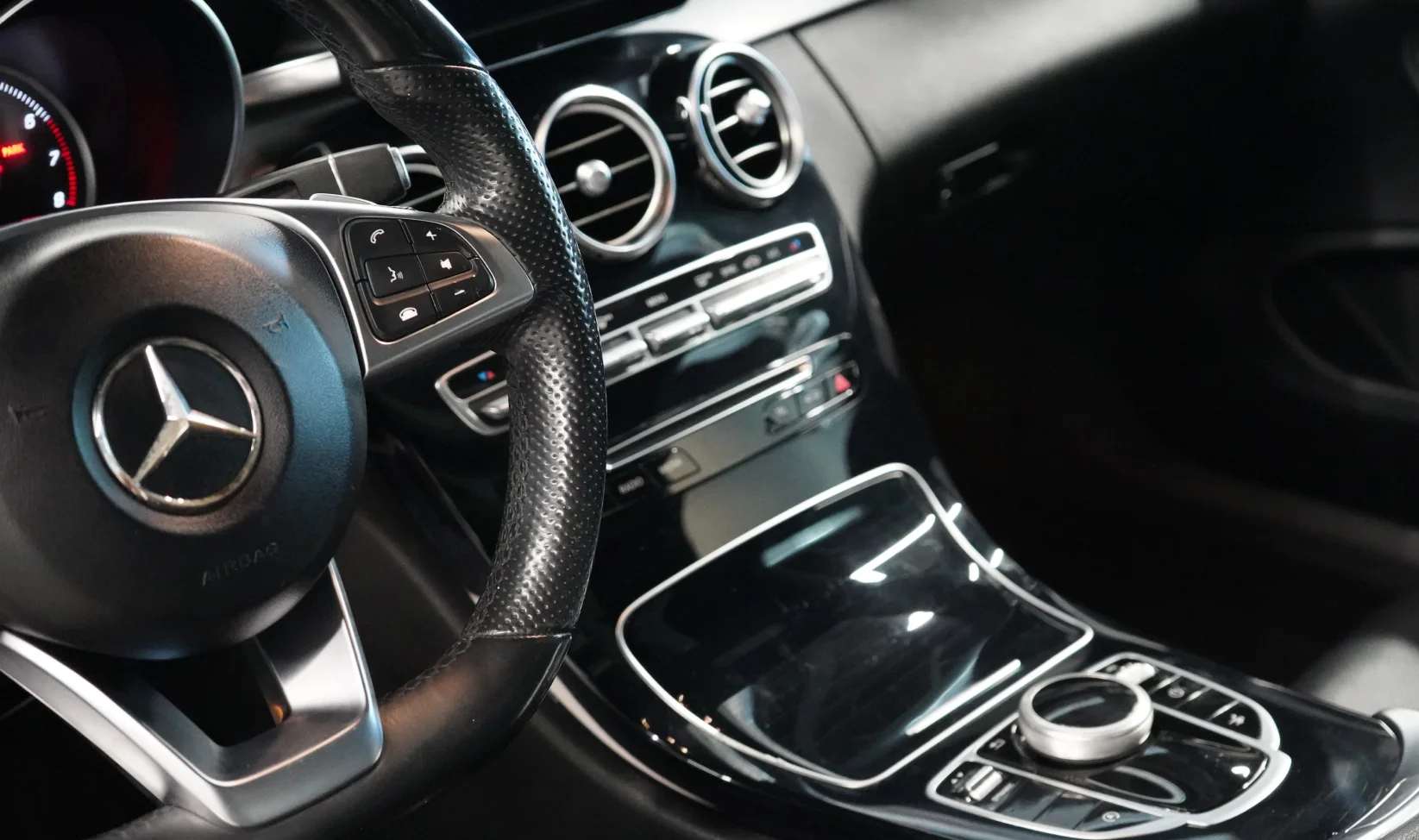 2021 Mercedes-Benz C300 Coupe gallery 13