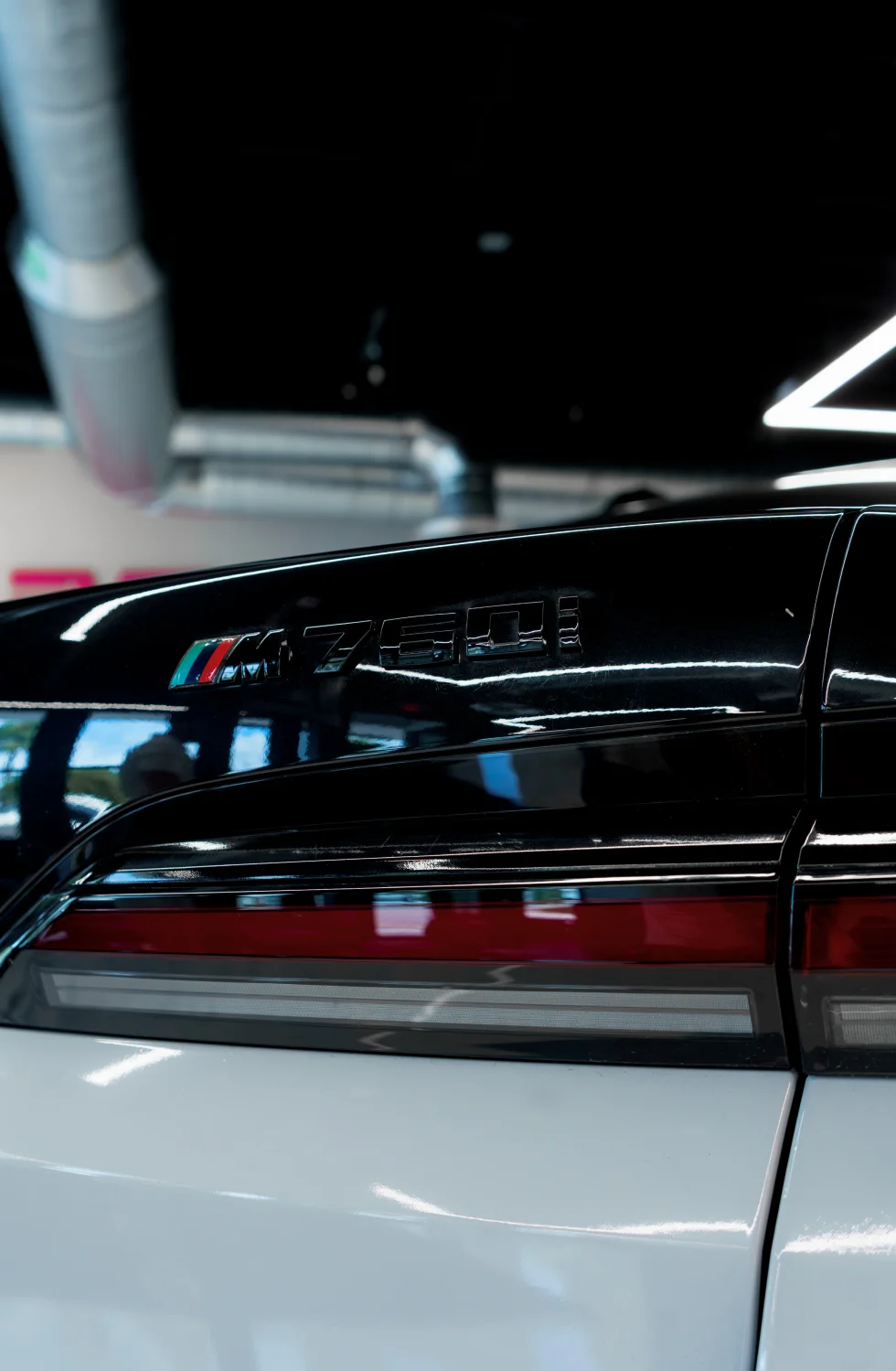 2023 BMW 760I gallery 8