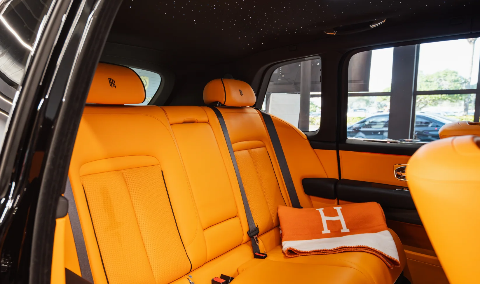 2025 Rolls-Royce Cullinan gallery 19