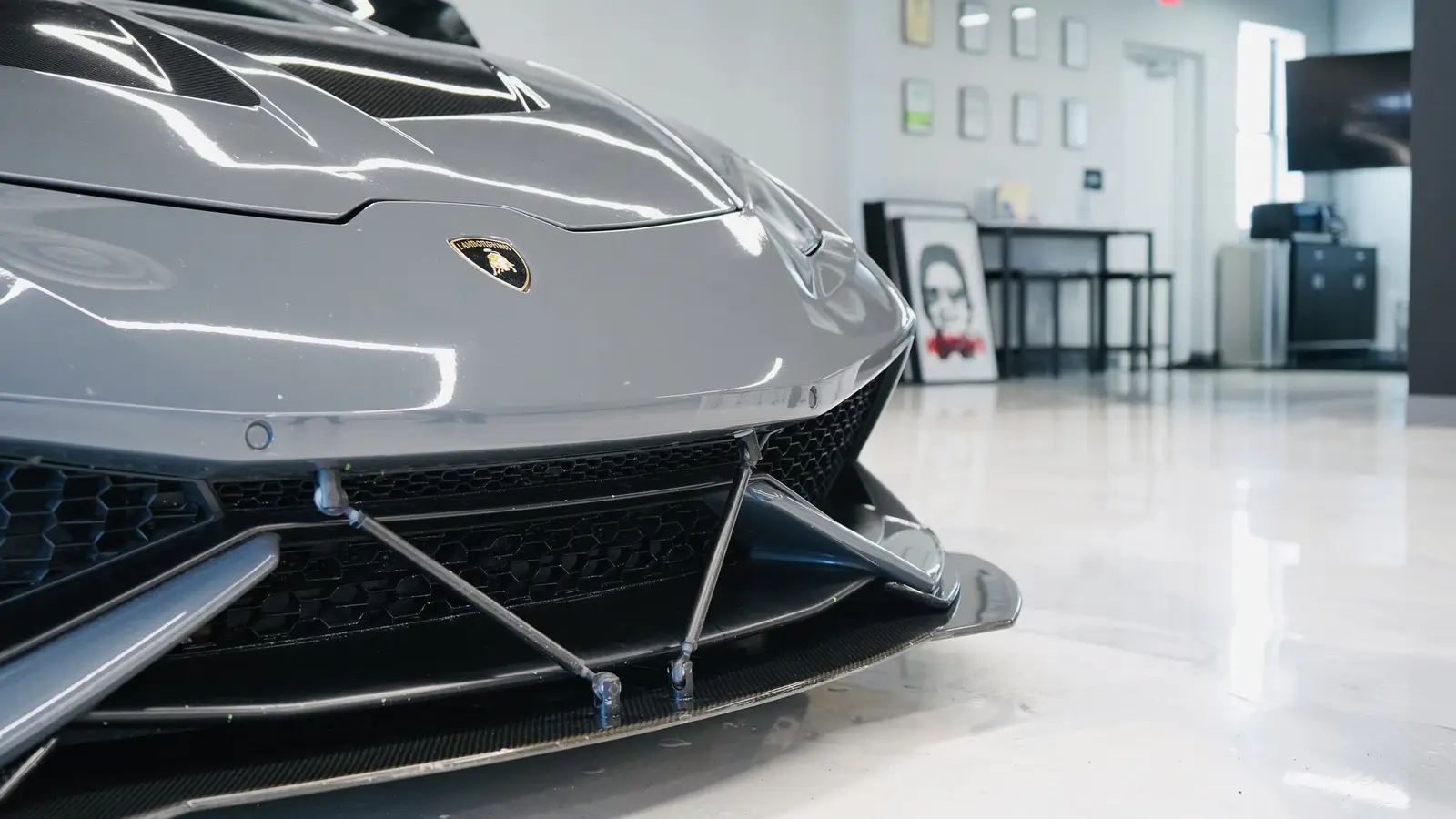 2017 Lamborghini Huracan gallery 13