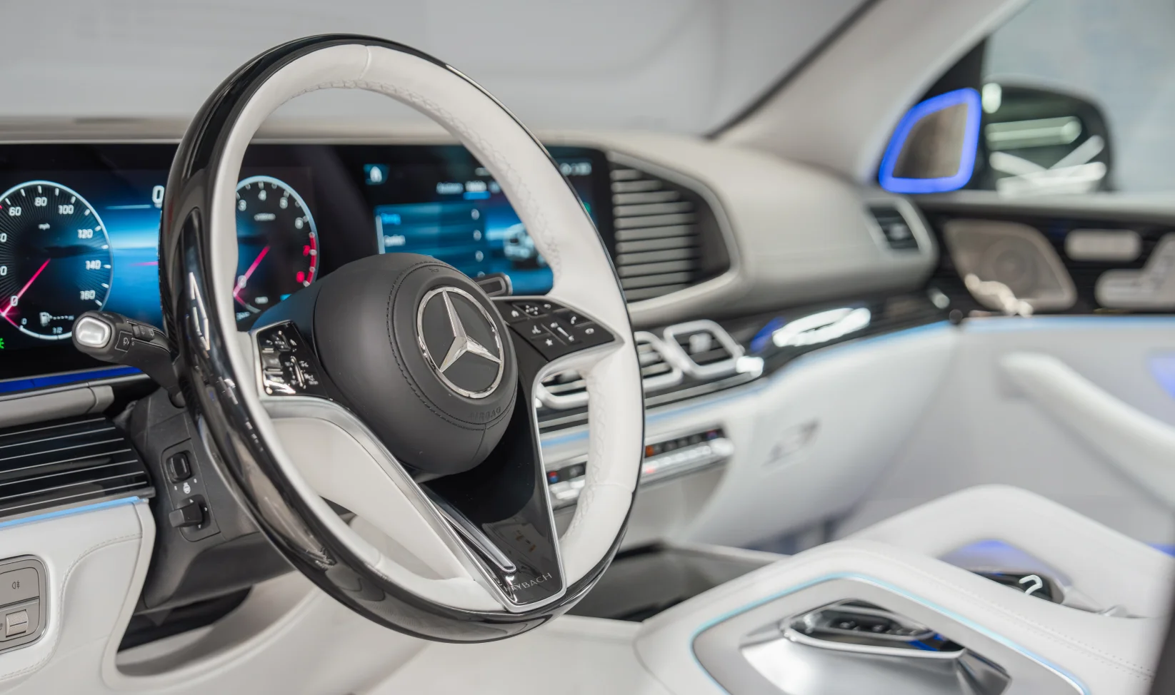 2026 Mercedes-Benz Maybach GLS600 gallery 25