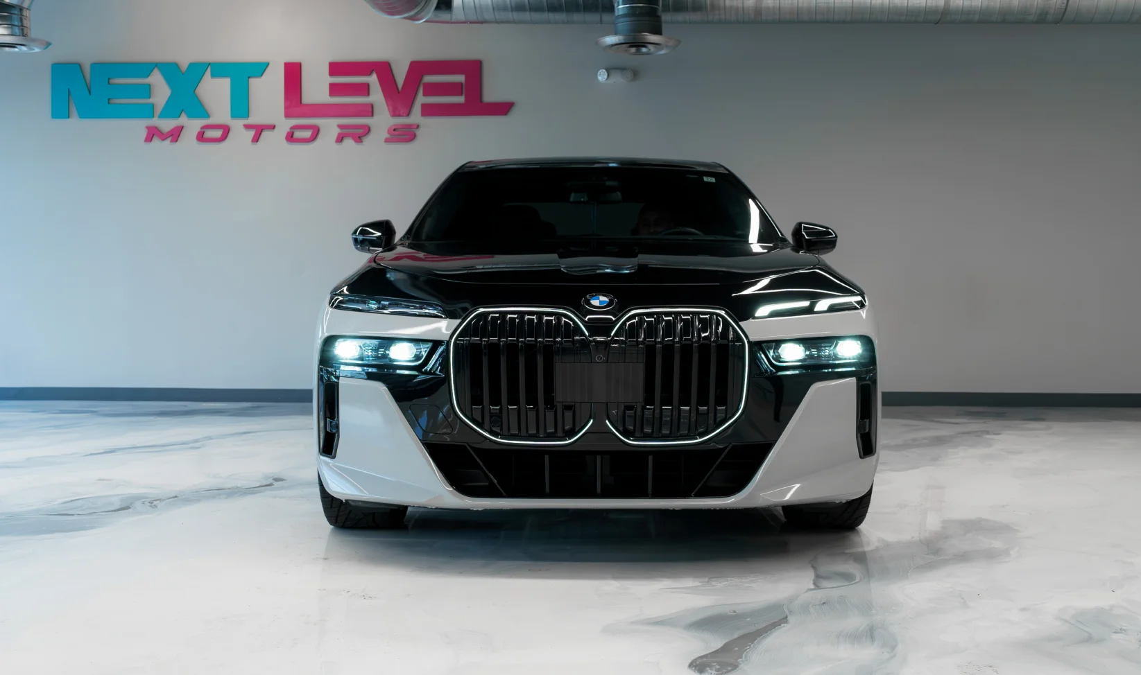 2023 BMW 760I gallery 7