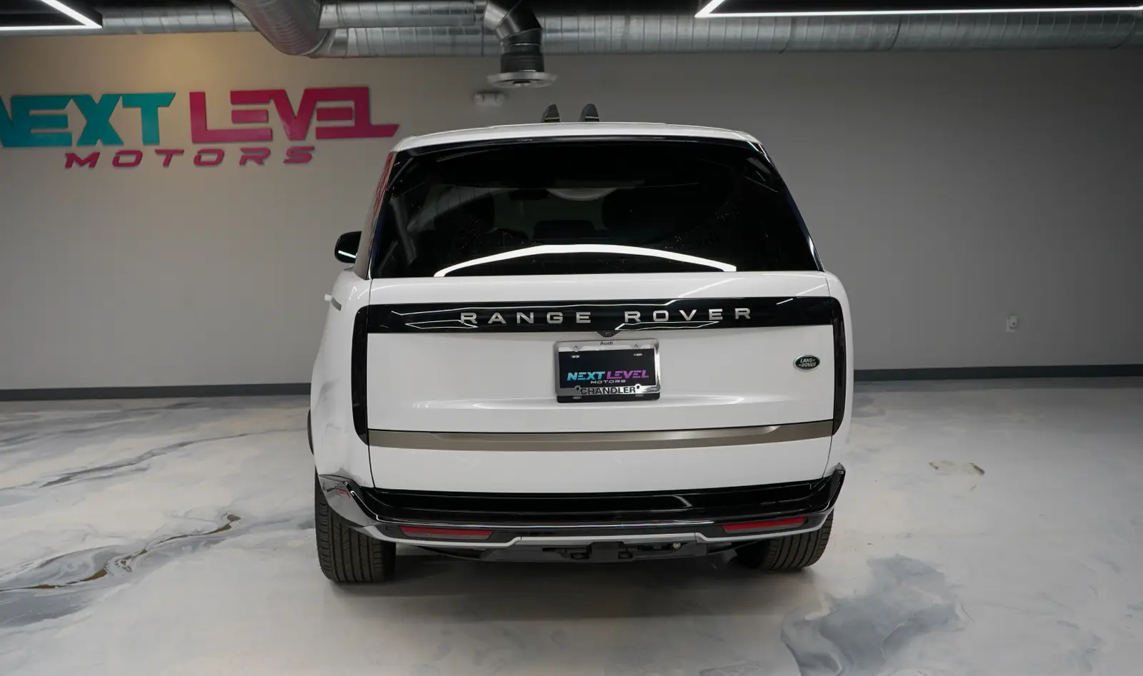 2024 Land Rover Range Rover SE gallery 6