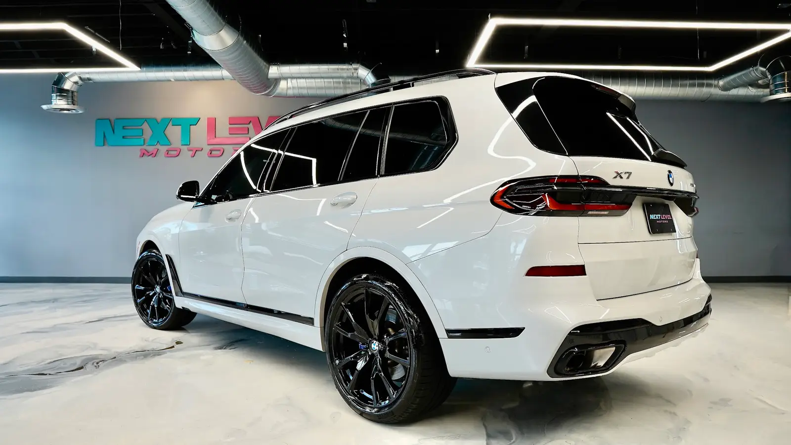 2026 BMW X7 gallery 5