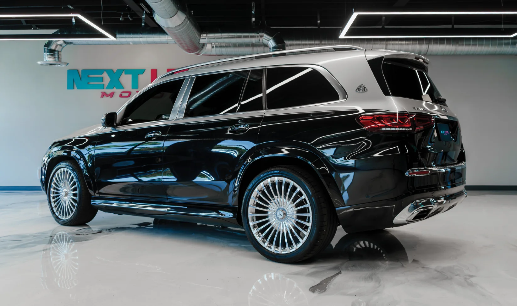 2021 Mercedes-Benz GLS600 Maybach Gray And Black gallery 5