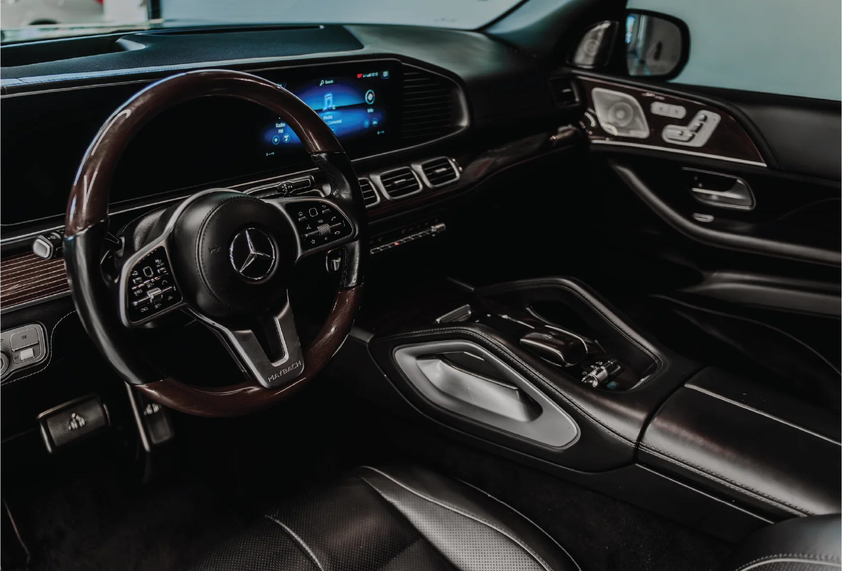 2021 Mercedes-Benz GLS600 Maybach Gray And Black gallery 12