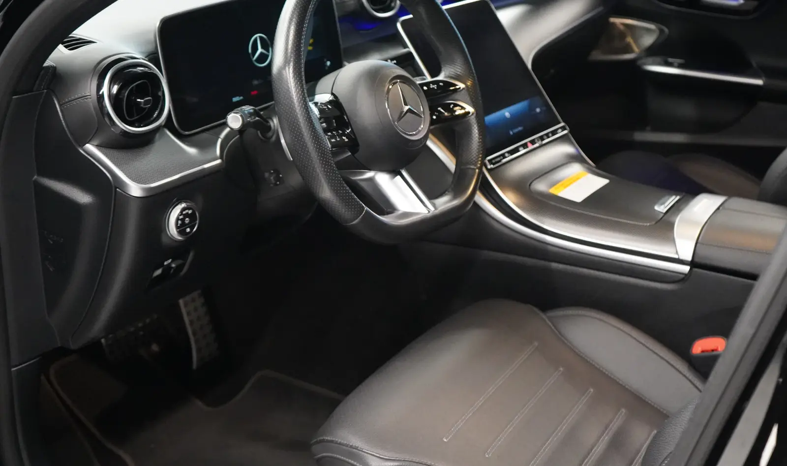 2024 Mercedes-Benz C300 (Four Doors) gallery 16