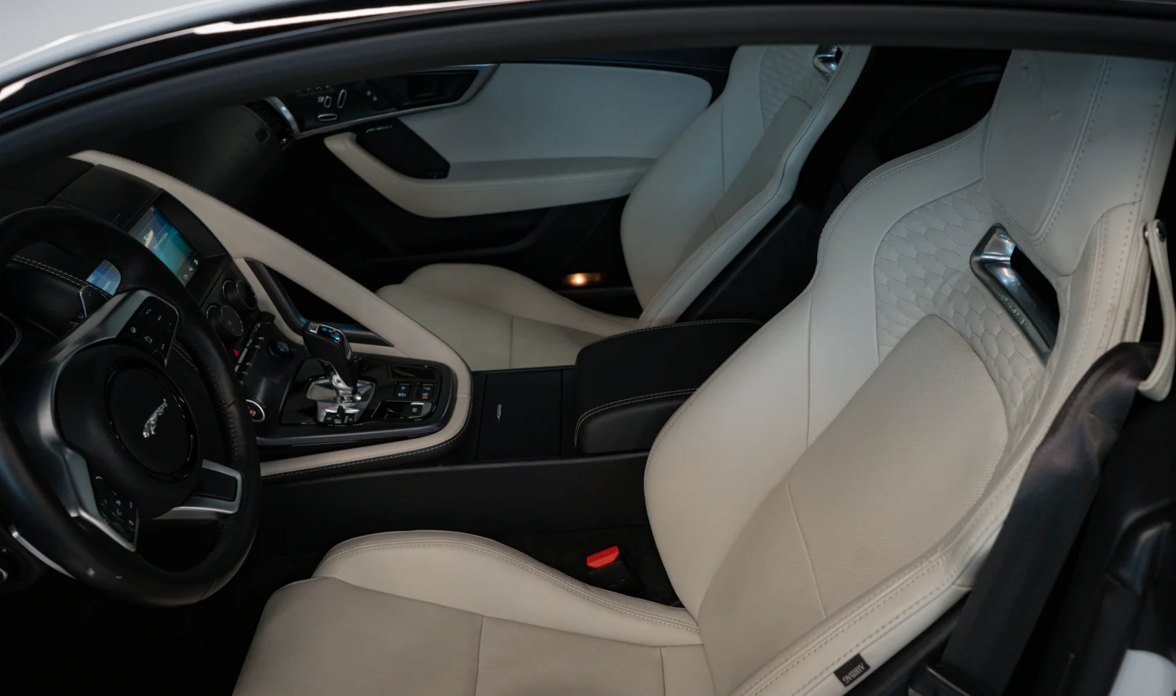 2024 Jaguar F-Type Coupe gallery 8