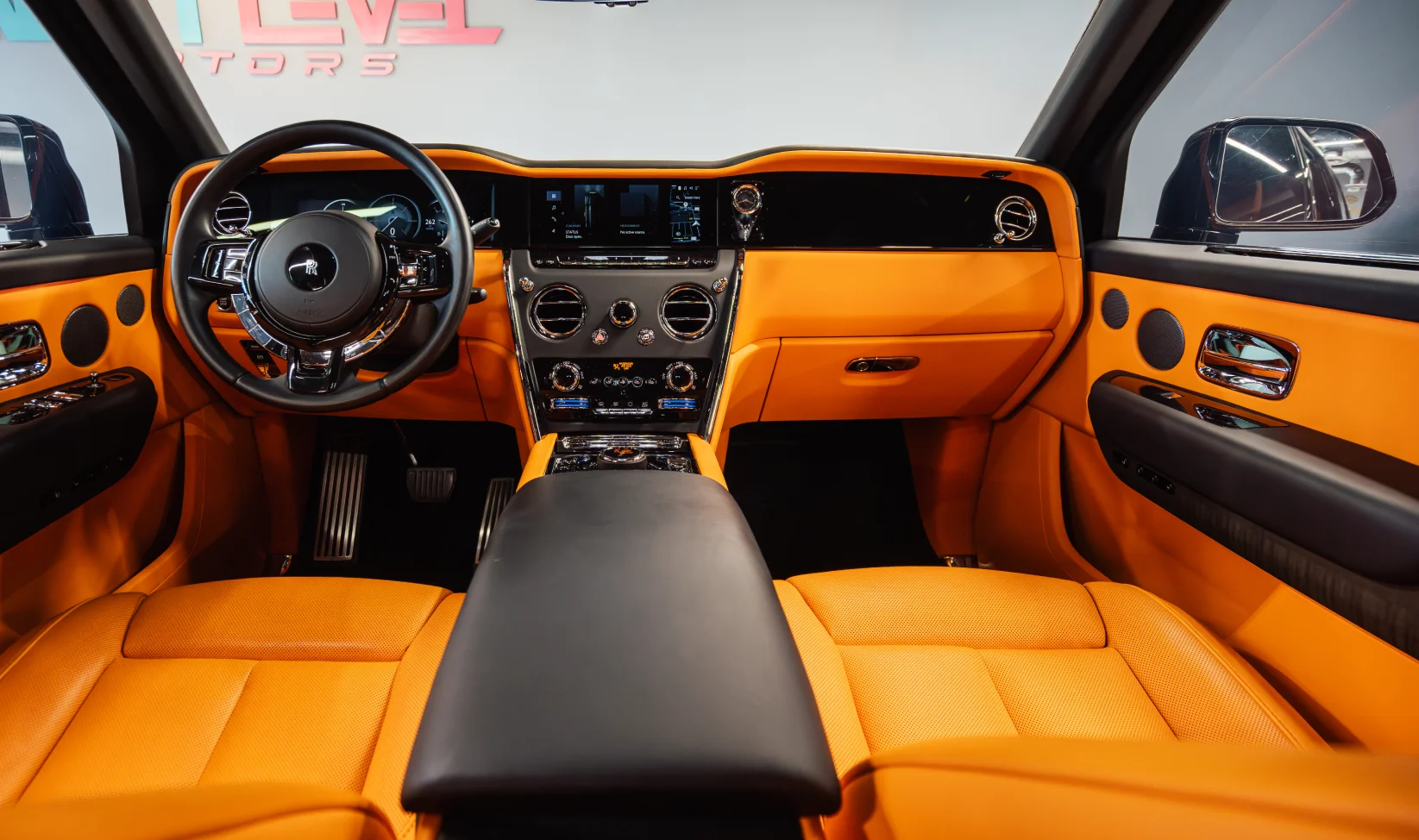2025 Rolls-Royce Cullinan gallery 23