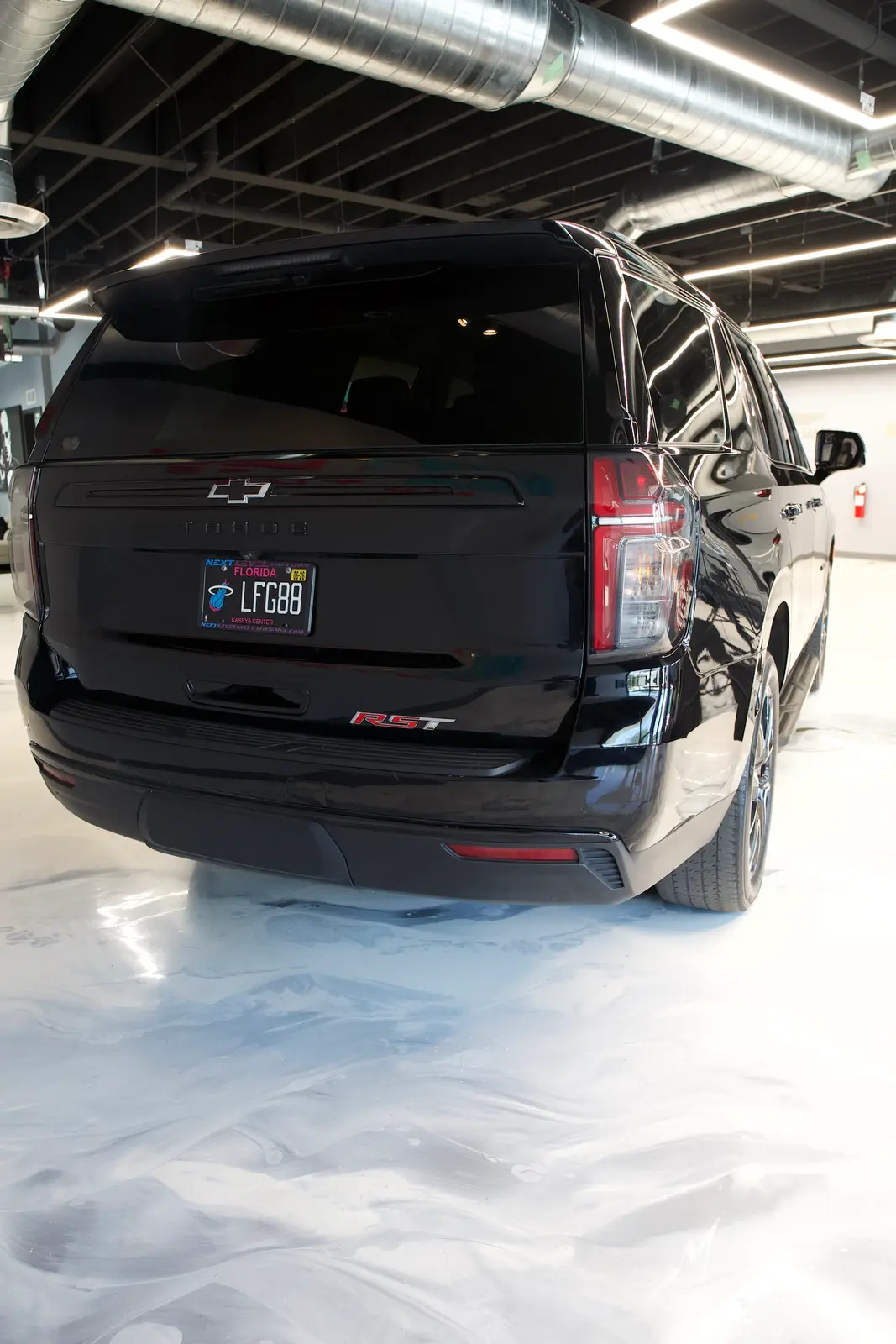 2023 Chevrolet Tahoe Black gallery 12
