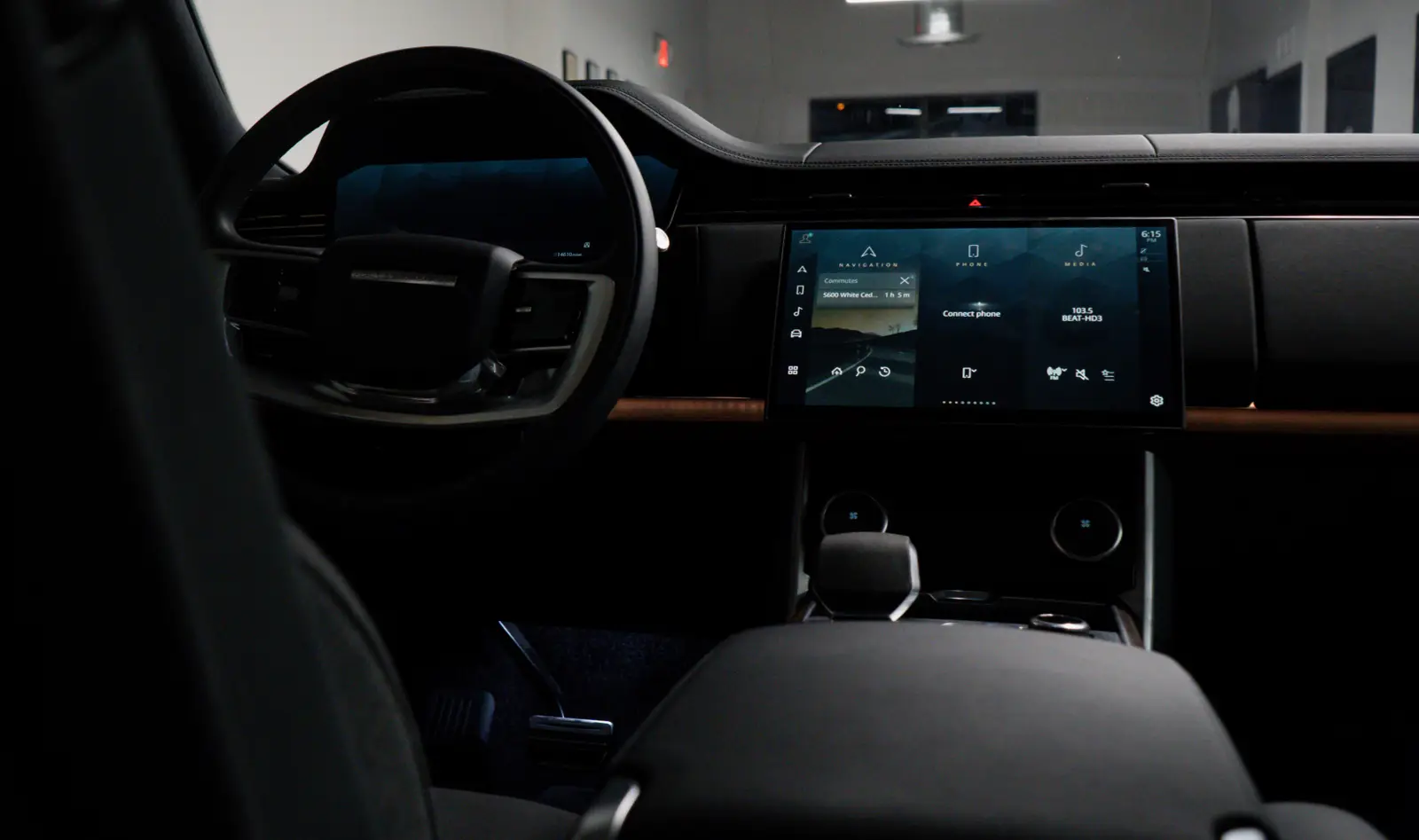2024 Land Rover Range Rover SE gallery 14
