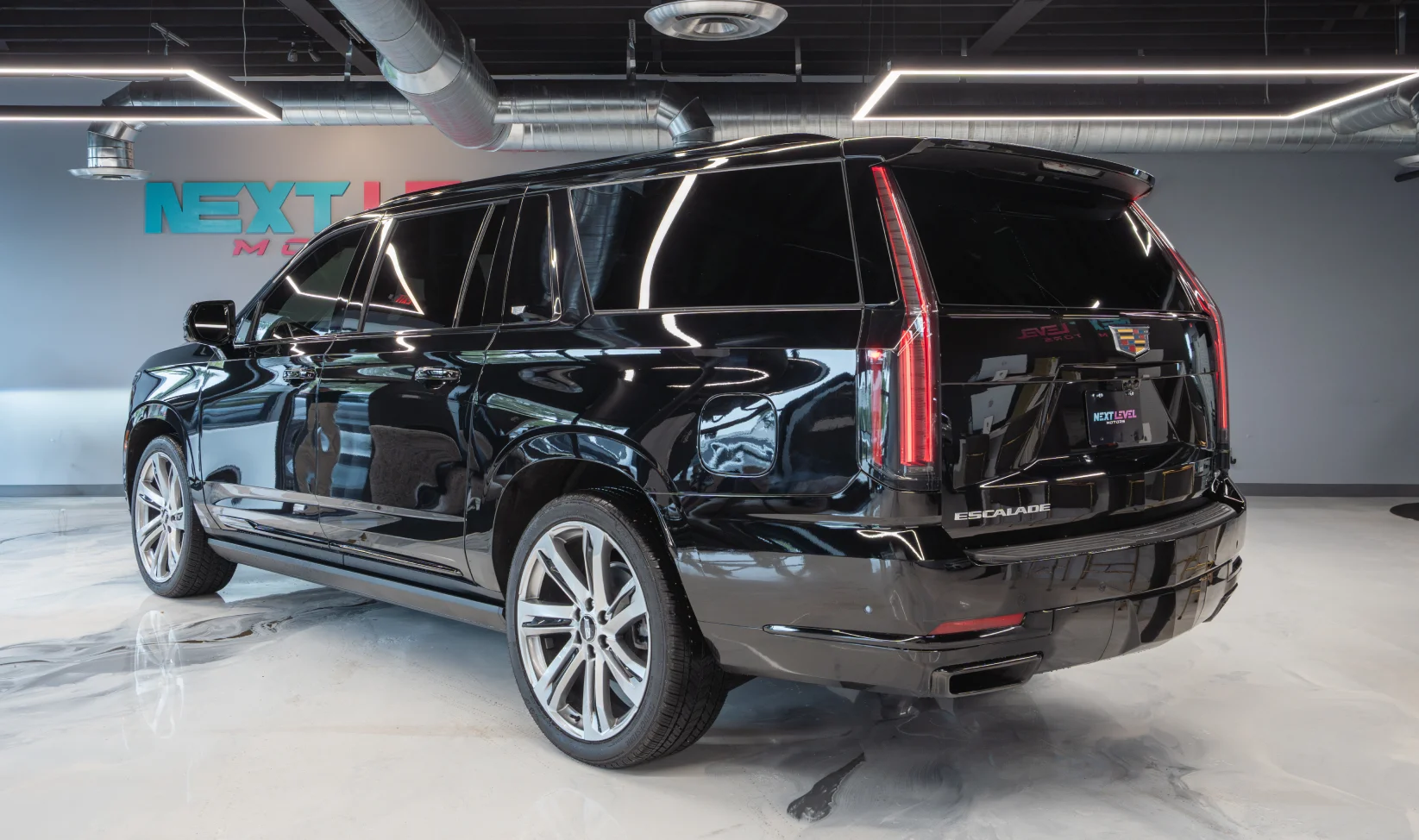 2026 Cadillac Escalade ESV Sport Platinum gallery 5